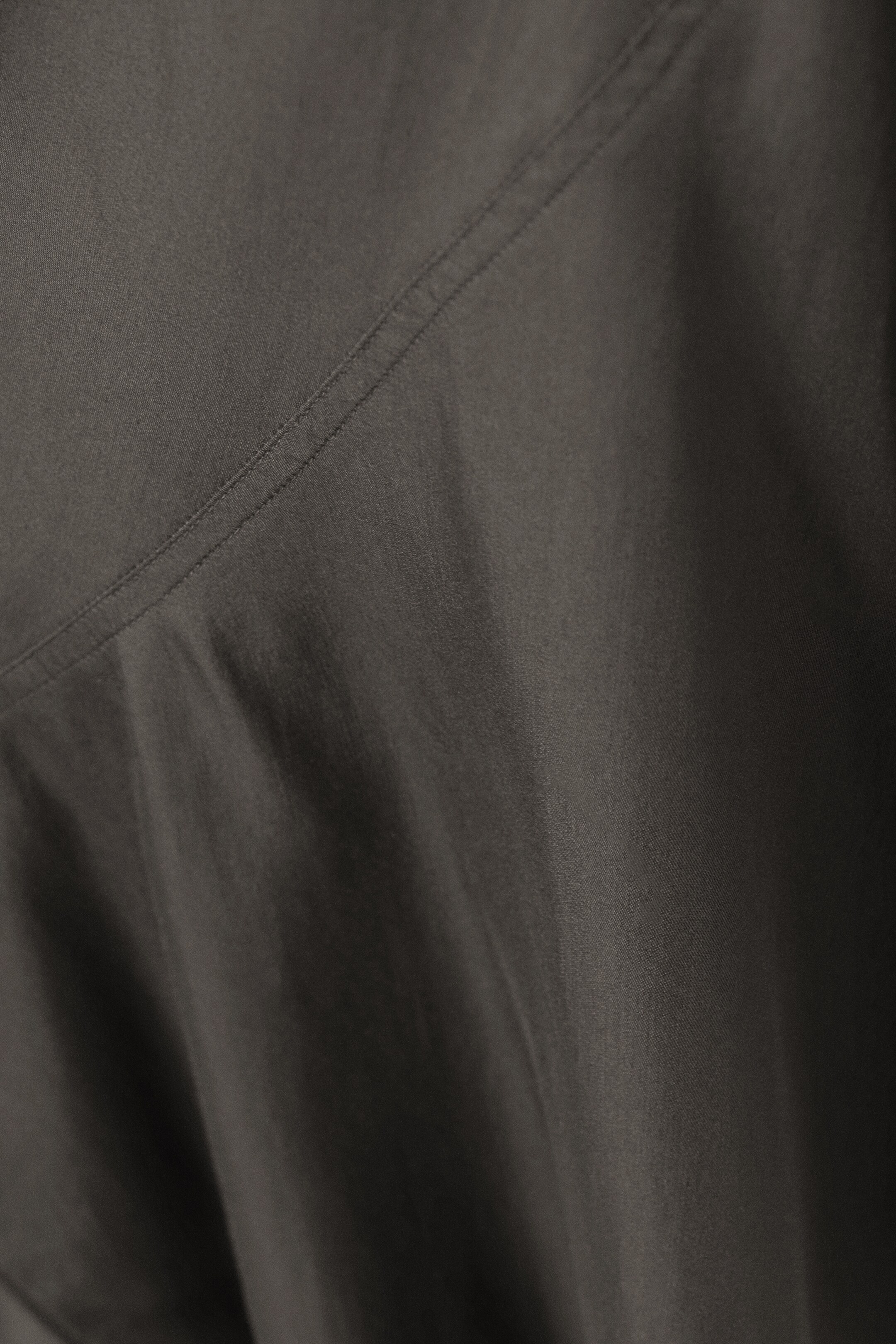 Ver imagen más grande: Minivestido asimétrico de manga larga - Gris oscuro - MUJER | H&M ES 2