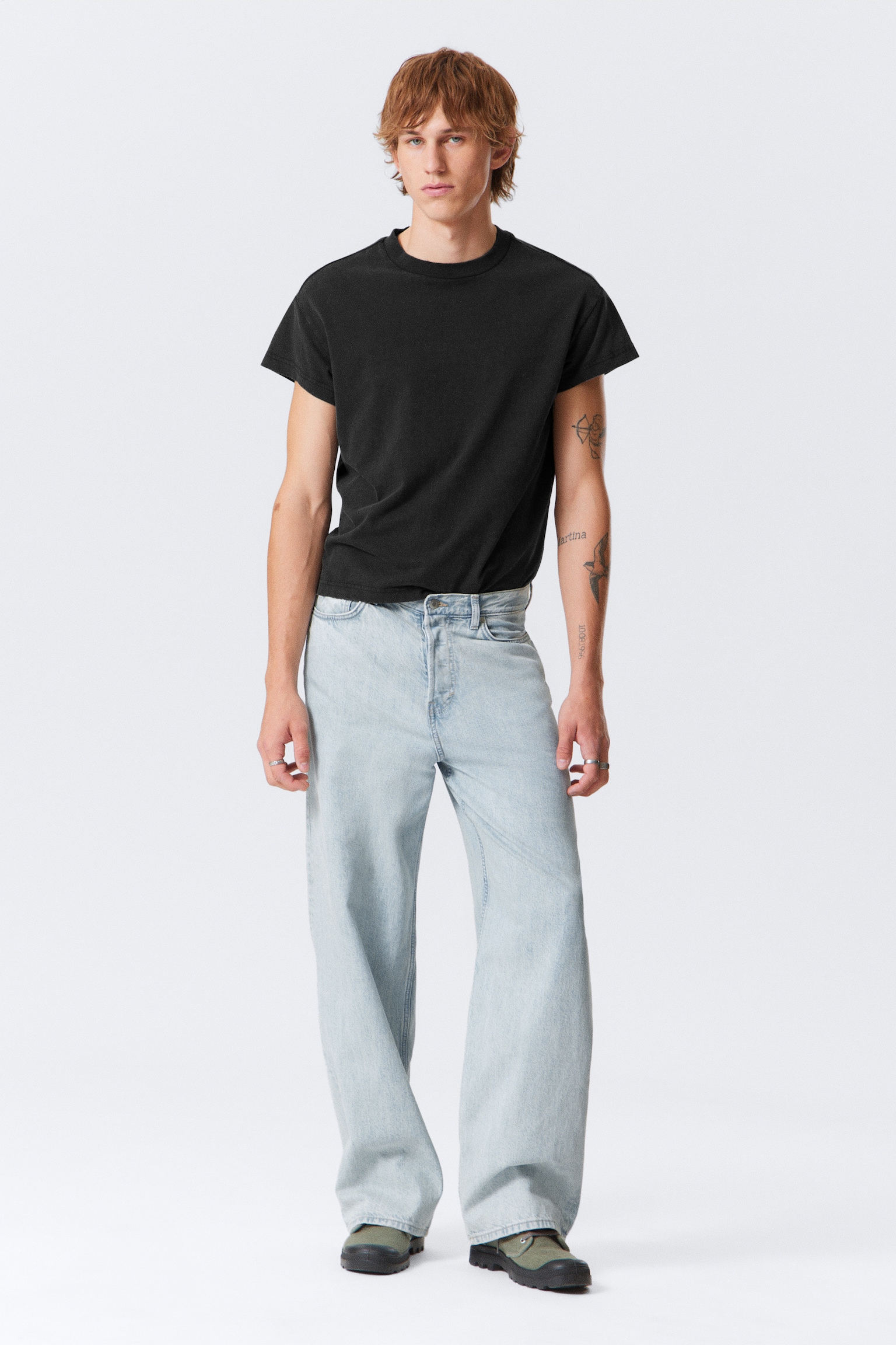Jeans Astro baggy con vestibilità loose - Snow Blue – Azzurro/Dusky Black - Nero/One Blue - Blu medio/Board Blue - Blu medio/Tuned Black – Nero/Blue Stream – Blu medio/Lavaggio nero – Nero/Mine Grey/Lavaggio blu – Blu scuro/Mine Blue – Blu medio/Torn Blue – Blu medio