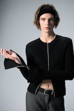 Zwart - Geribbeld getailleerd vest met rits - 0