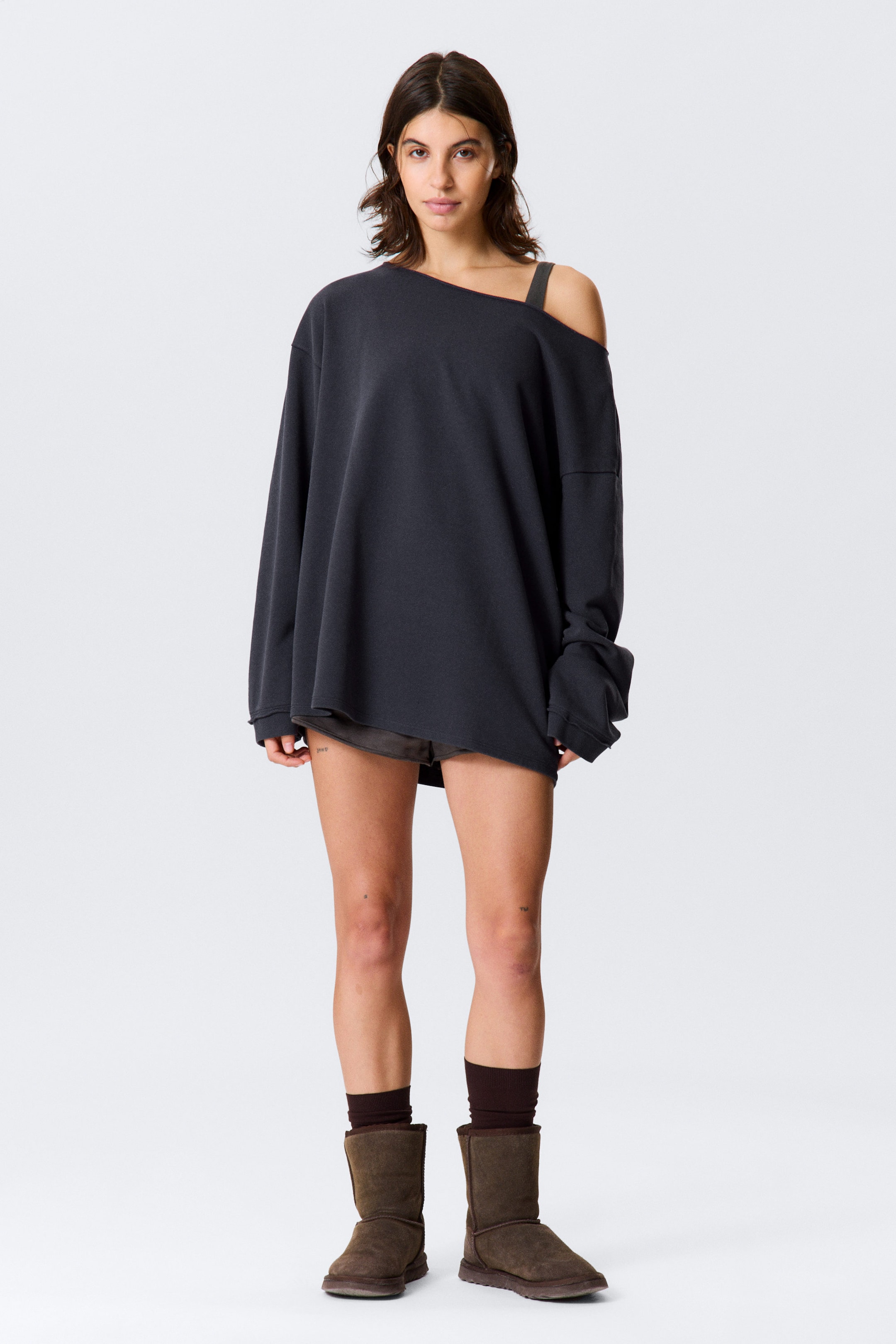 Mörkblå - Avslappnad off-shoulder pyjamas-topp - 1
