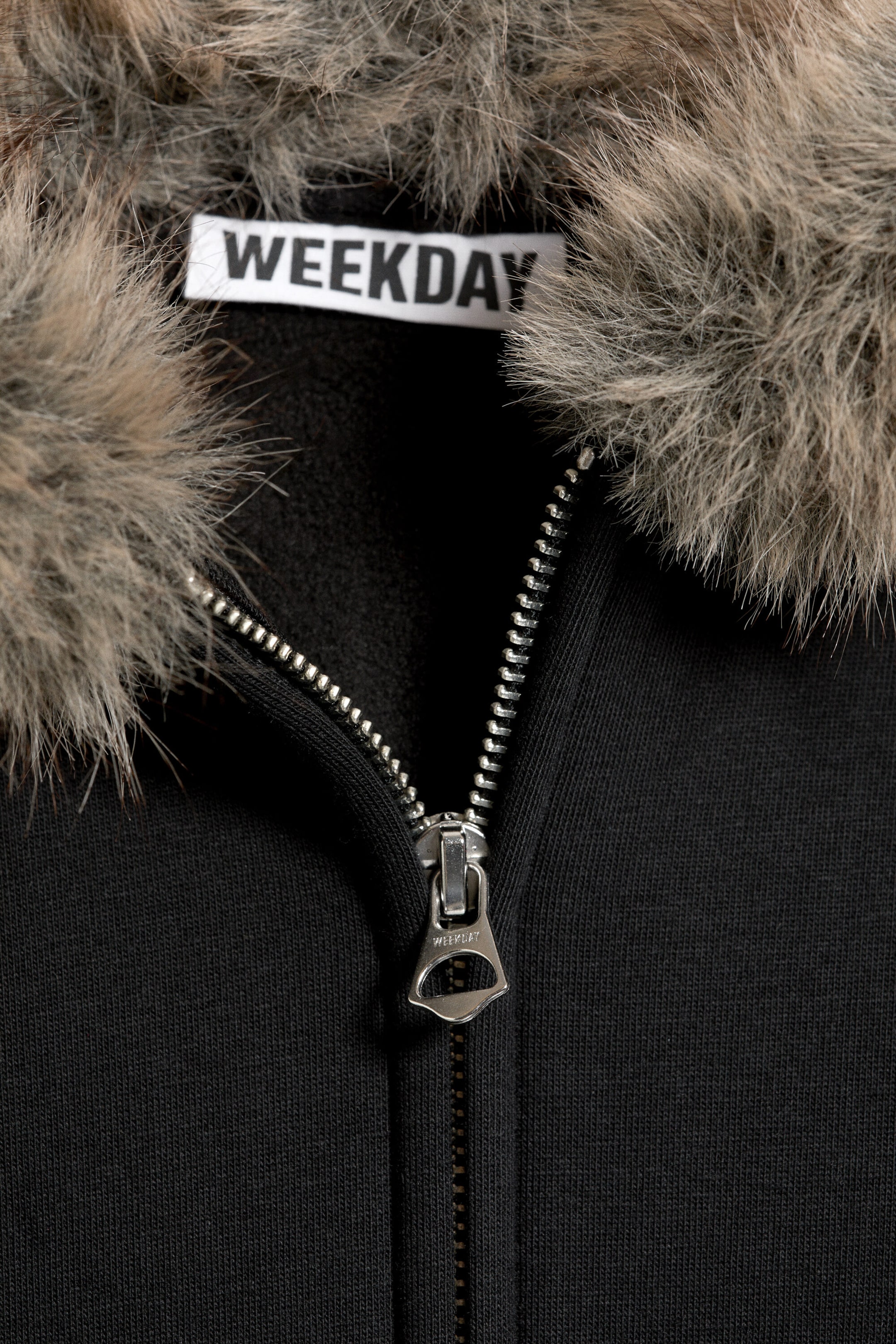 Schwarz - Scuba-Hoodie mit Zipper und Kunstfellkapuze - 5