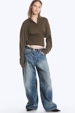 Donkerbruin - Nauwsluitende henley met gedrapeerde mouwen - 1