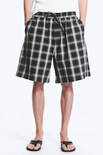 Schwarz kariert - Shorts aus Leinenmischung - 1