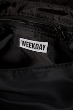 Black - Small Slouched Clasp Shoulder Bag - 3