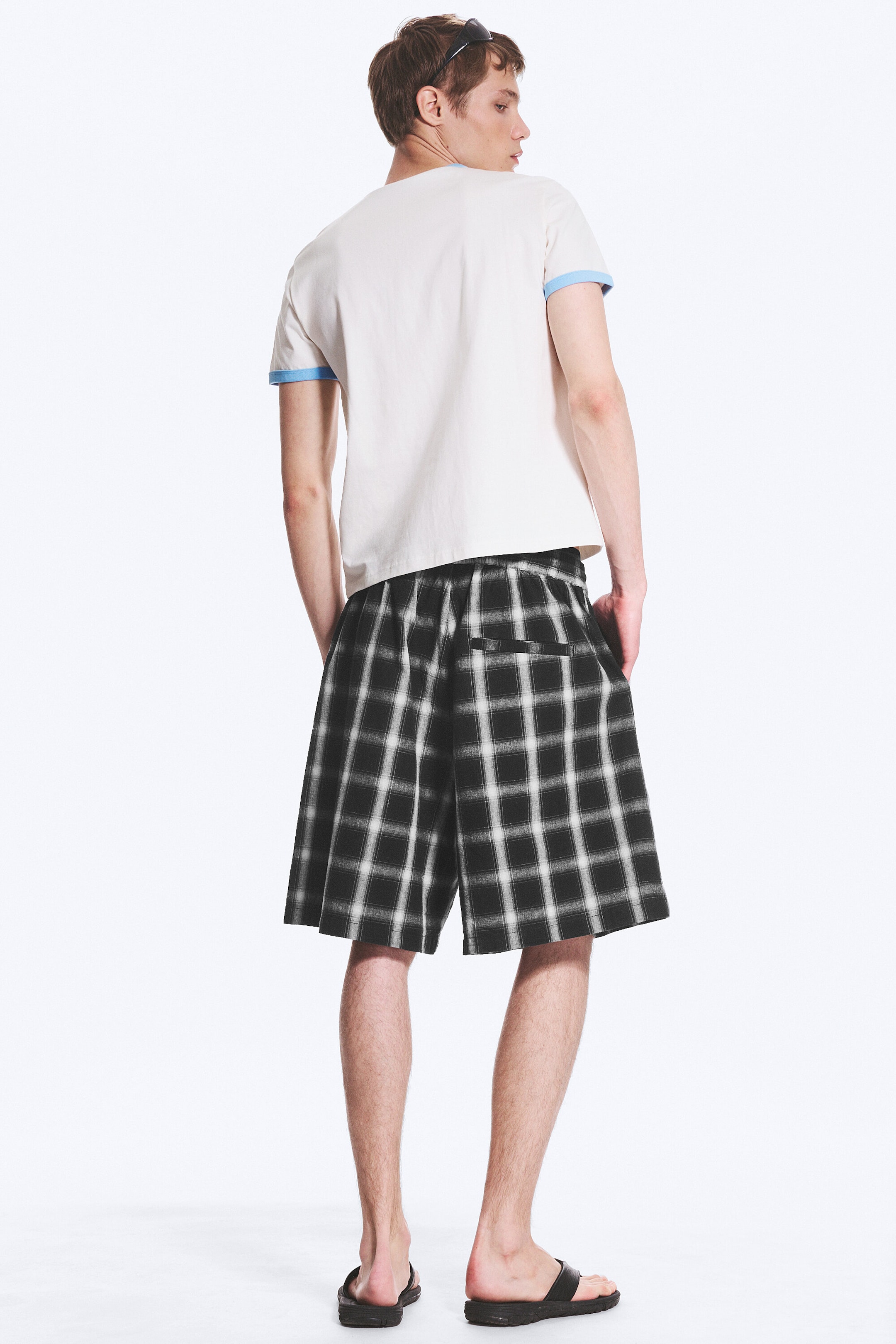 White - Welcome to Somewhere - Graphic T-shirt - 2