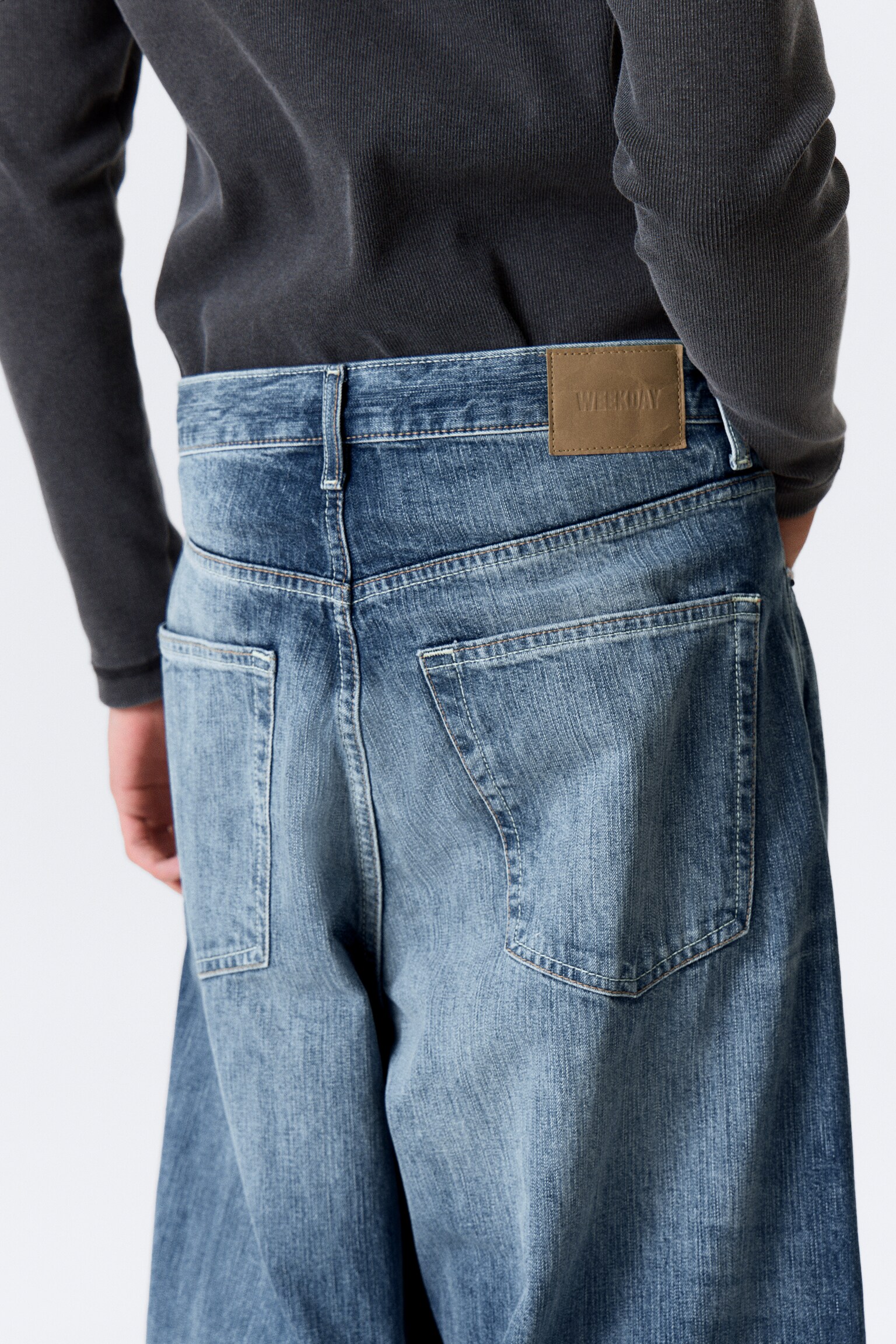 Astro Loose Baggy Leg Jeans - Board Blue - Medium Blue/Black Rinse - Black/Tuned Black - Black/Blue Stream - Medium Blue/Blue One - Medium Blue/Mine Grey/Blue Rinse - Dark Blue/Snow Blue - Light Blue/Mine Blue - Medium Blue - 4