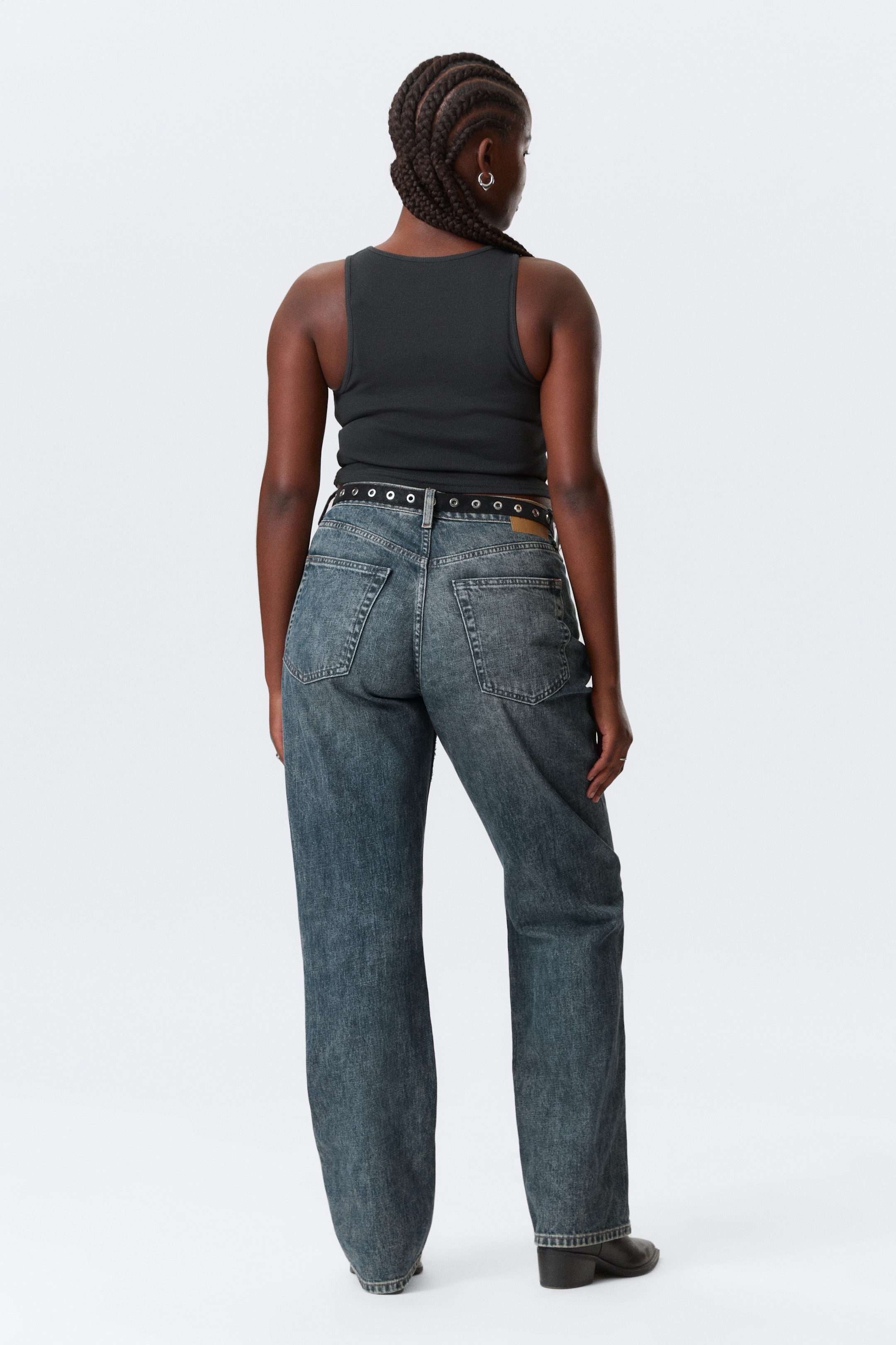 Größeres Bild ansehen: Resolute Curve High Waisted Regular Straight Jeans - Second Blue - Mittelblau - Ladies | H&M DE 4