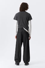 Svart kritstrecksrandig - Alessi Avslappnade Kostymbyxor - 2