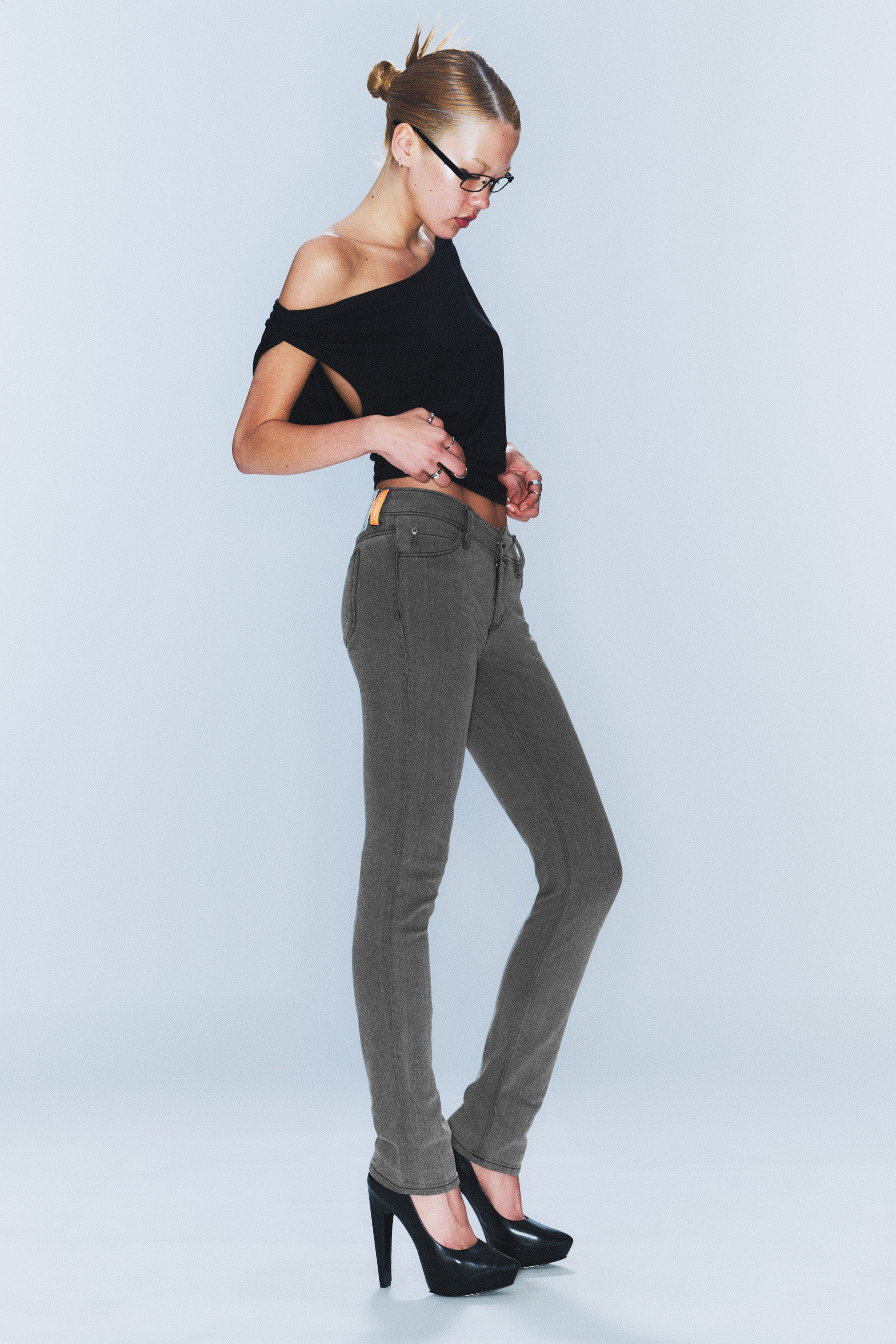 Bored Grey - Grå - Sleezie Low Waist Skinny Jeans - 2