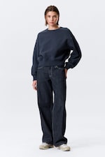 Bleu foncé - Sweat court boxy en coton - 2