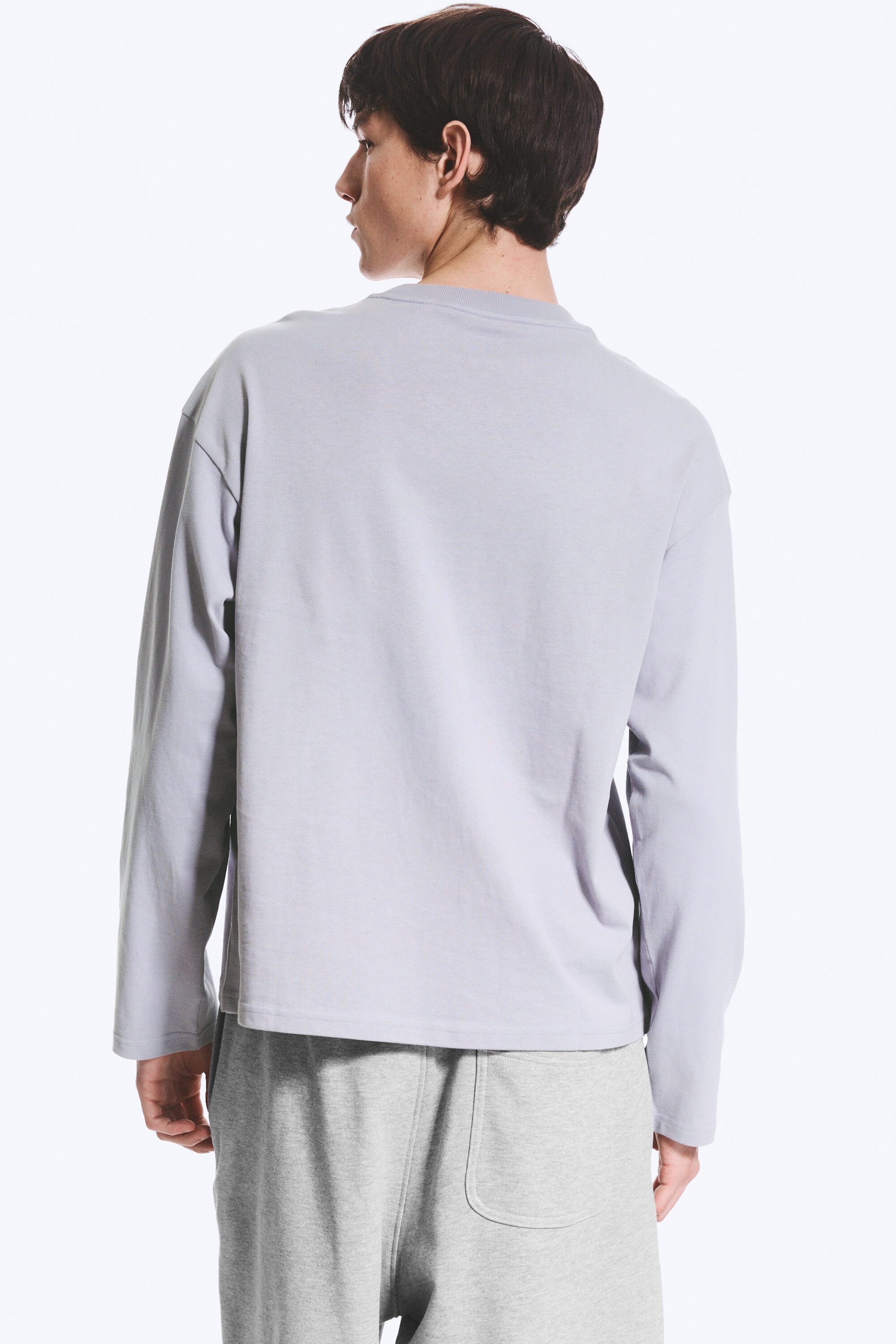 Gedecktes Lila - Boxy Longsleeve mit lockerer Passform - 2