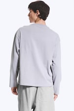 Gedecktes Lila - Boxy Longsleeve mit lockerer Passform - 2