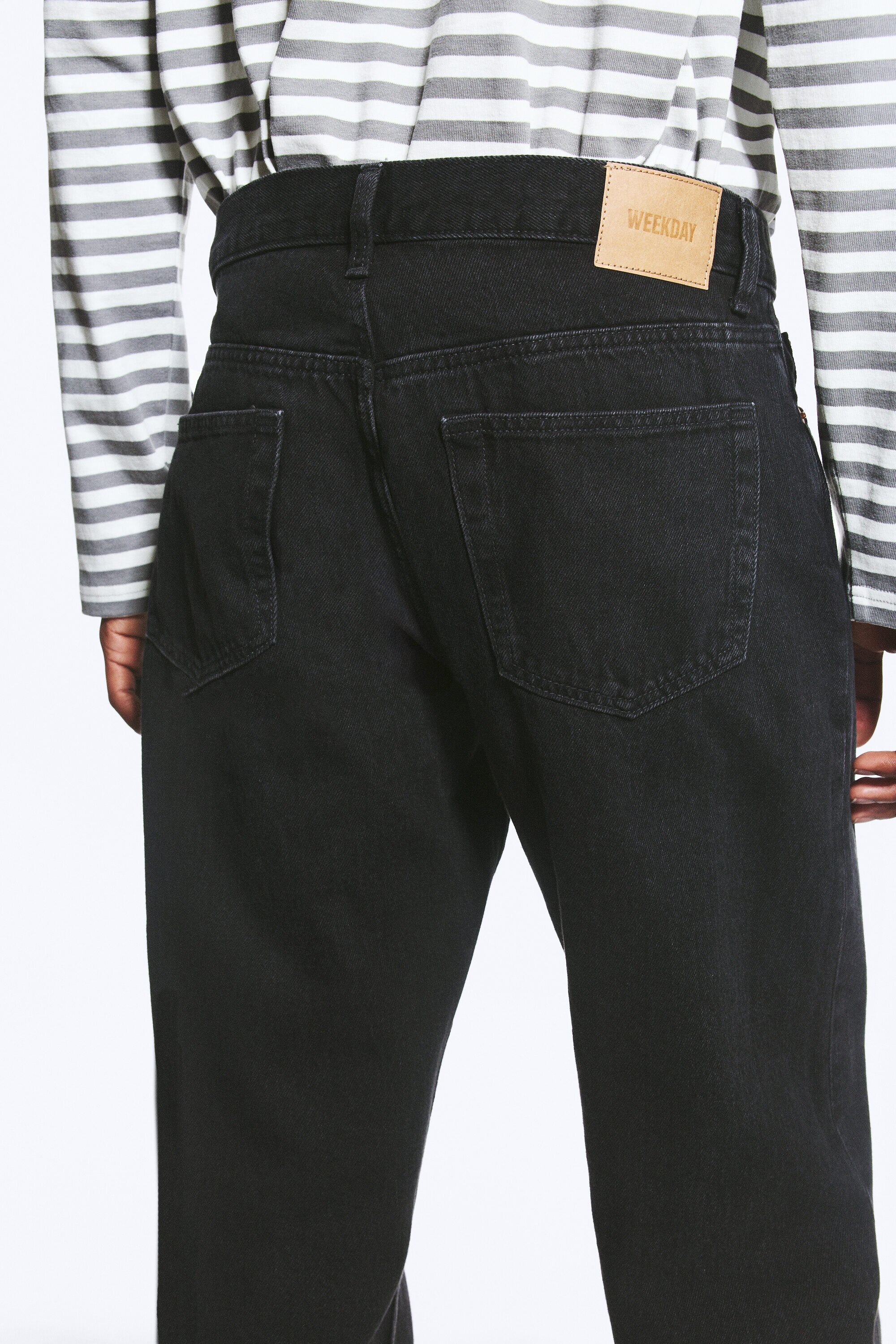 space mid rise relaxed straight jeans - Tuned Black - Black space mid rise relaxed straight jeans - Tuned Black - Black