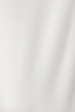 Weiß - Kurzes Sporttop mit tiefem Ausschnitt - 5