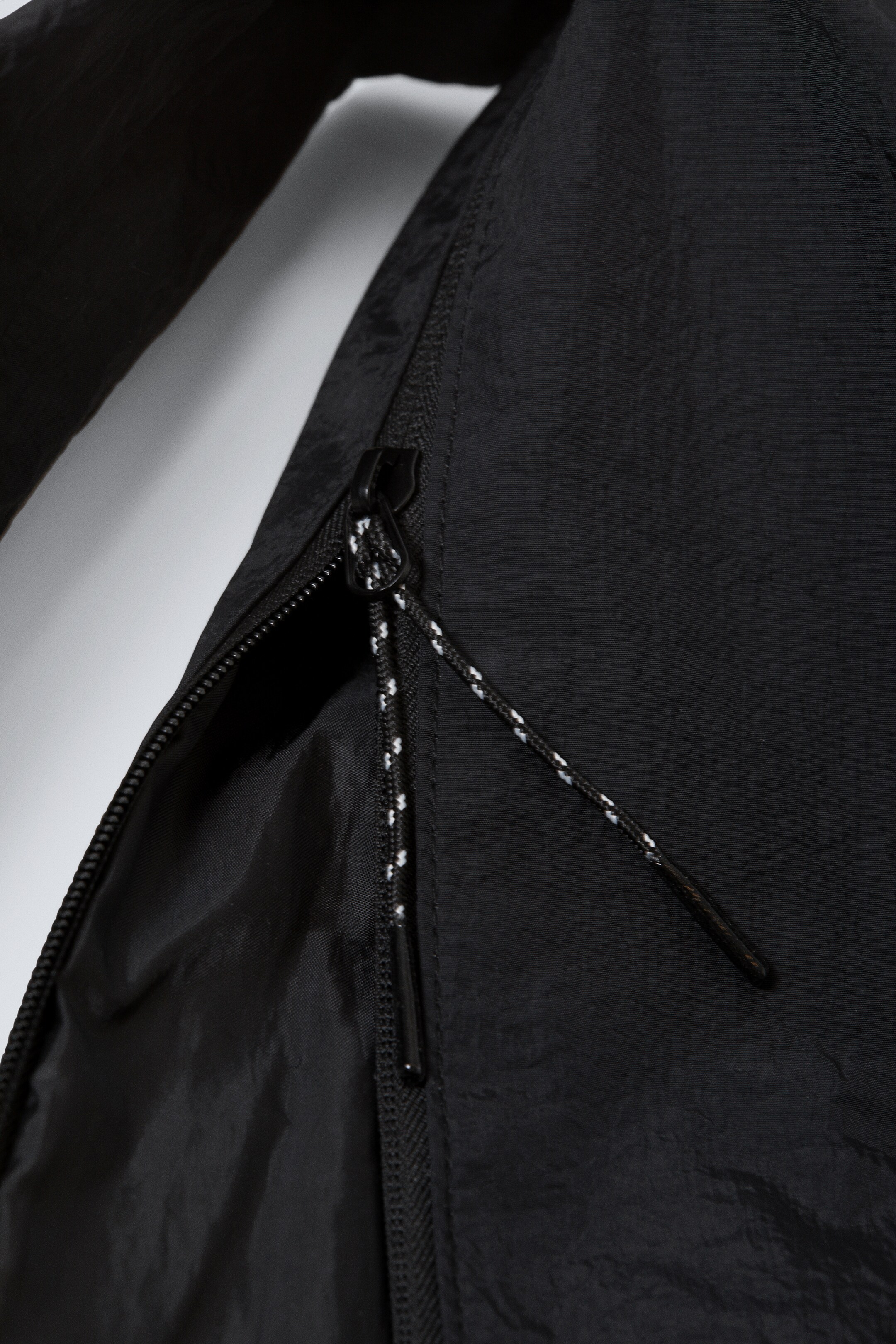 Zobrazit větší obrázek: Samir Crossbody Bag - Black - MUŽI | H&M CZ 5
