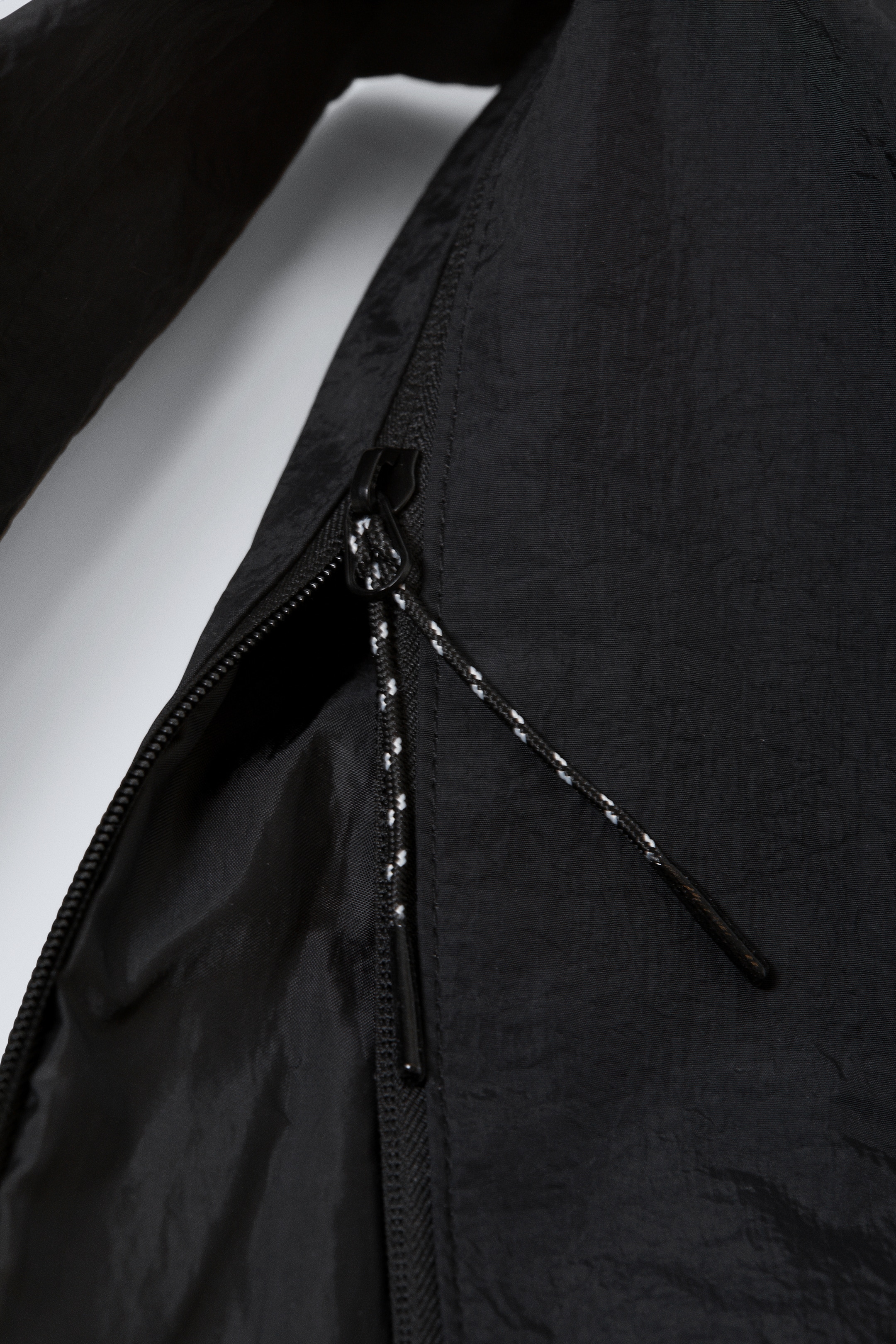 Grösseres Bild ansehen: Umhängetasche Samir - Schwarz - HERREN | H&M CH 3