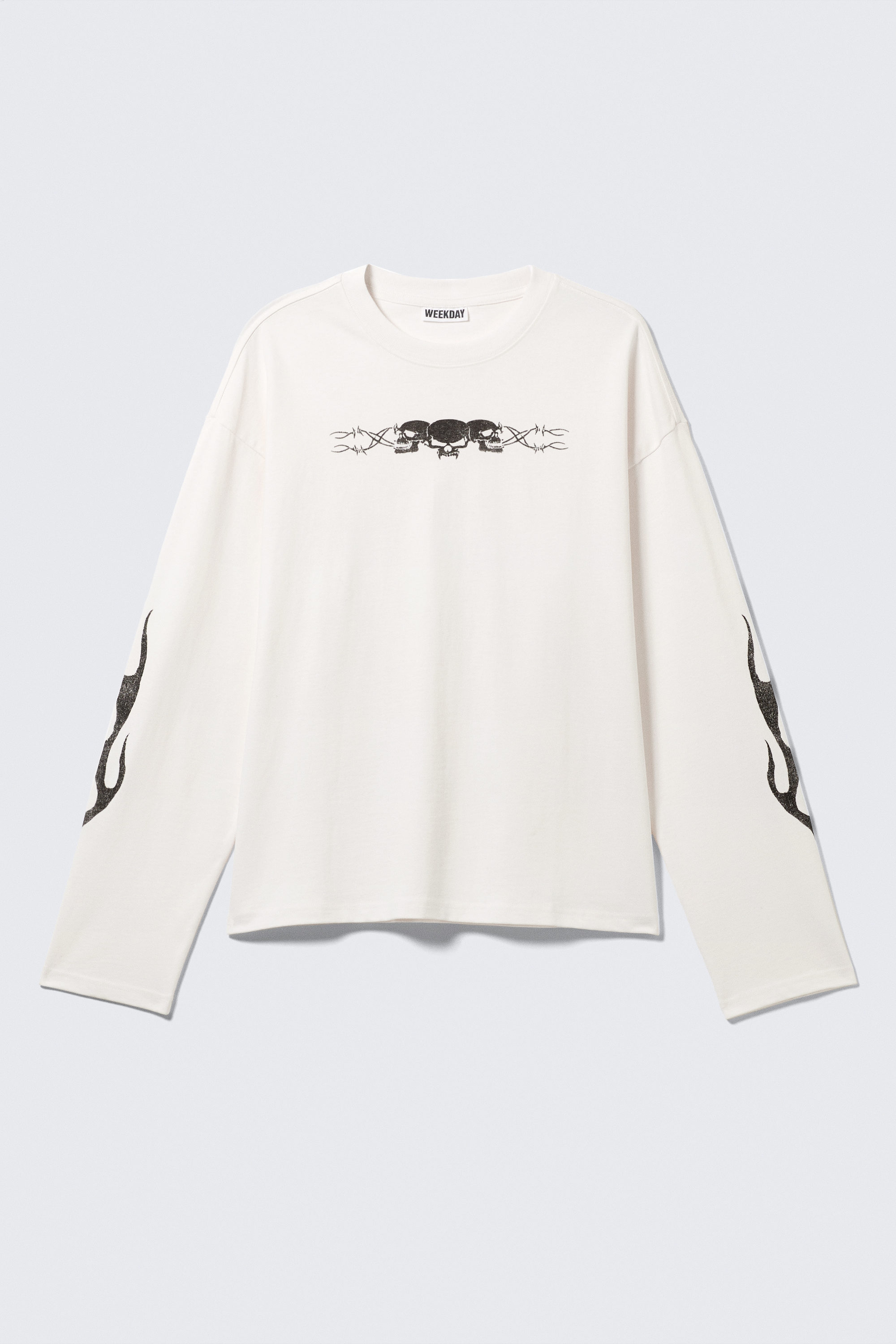 White - Skull Flame - Great Boxy Graphic Long Sleeve T-shirt - 3