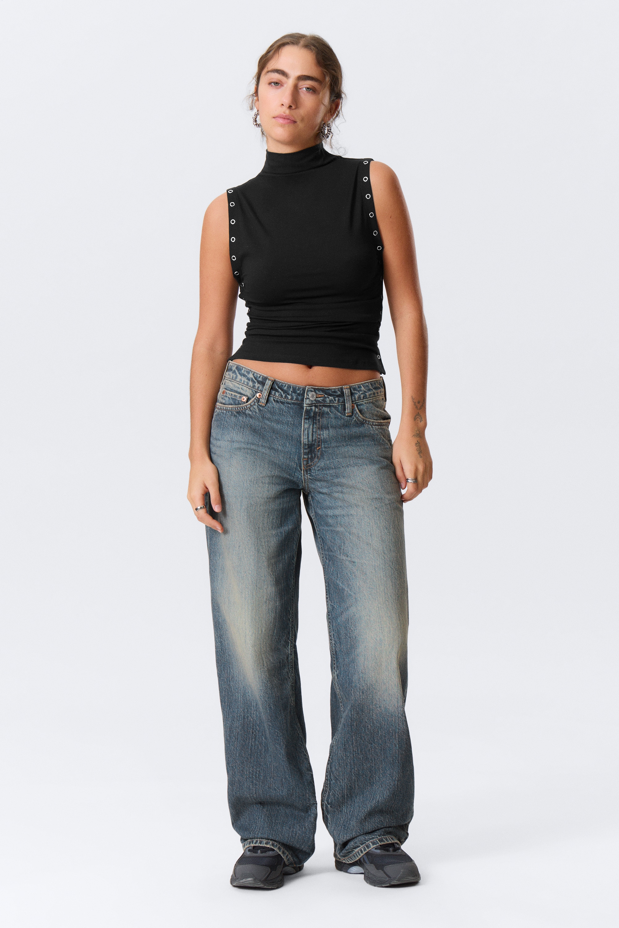 Ample Low Waist Loose Wide Leg Jeans - Redondo Blue - Mellanblå/Blue Rinse - Mörkblå/Risso Black - Black/Gasoline Blue - Mellanblå/Baltic Blue - Mörkblå/Ink Black - Svart/Snow Blue - Ljusblå/Mine Grey - Mörkgrå/Blue One - Mellanblå/Blue Stream - Mellanblå/Lake Blue - Mörkblå/Mine Blue - Mellanblå/Deep Sea Blue - Mörkblå/Lip Blue - Ljusblå