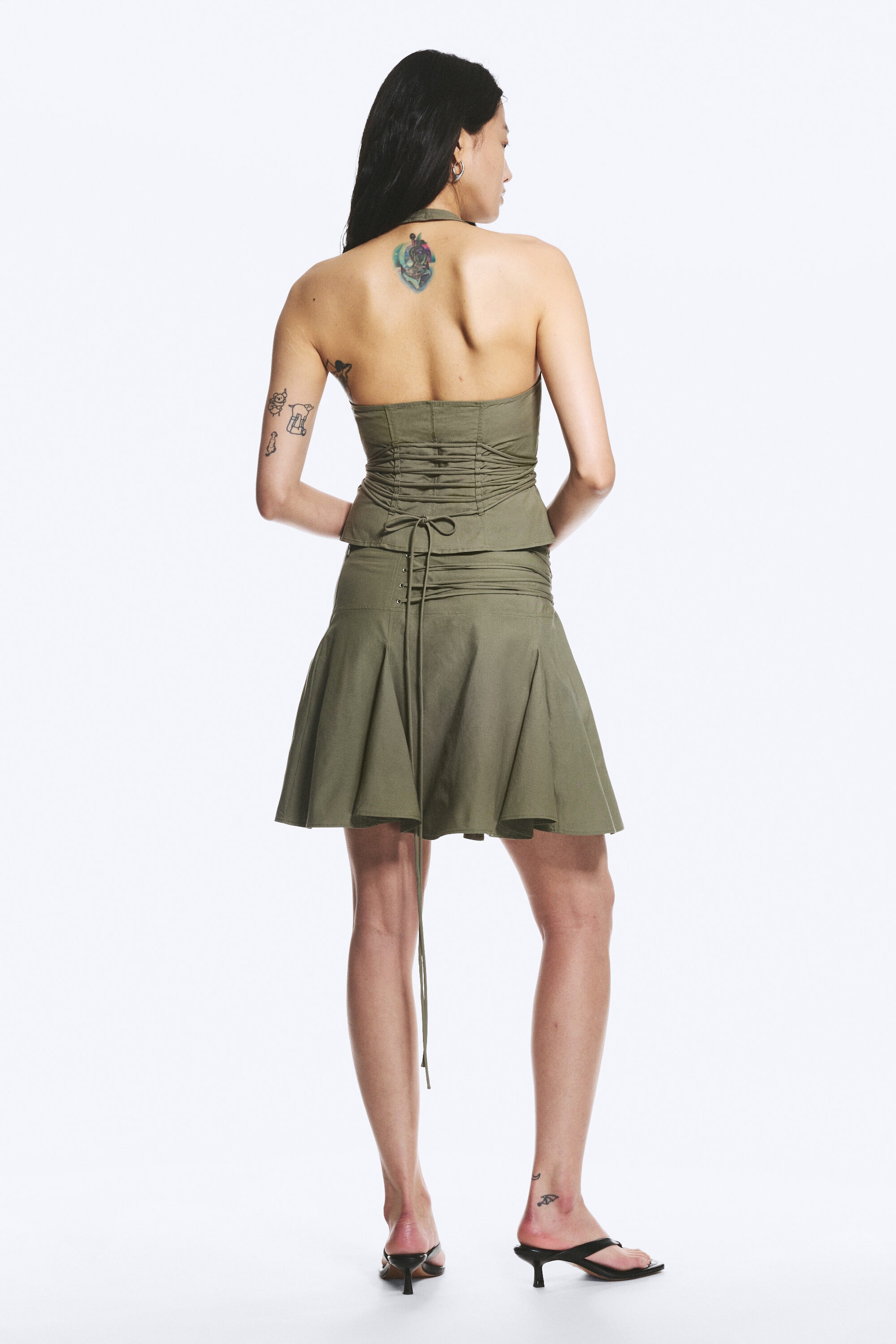 Vert kaki - Haut dos nu zippé col V à nouer à la taille - 3