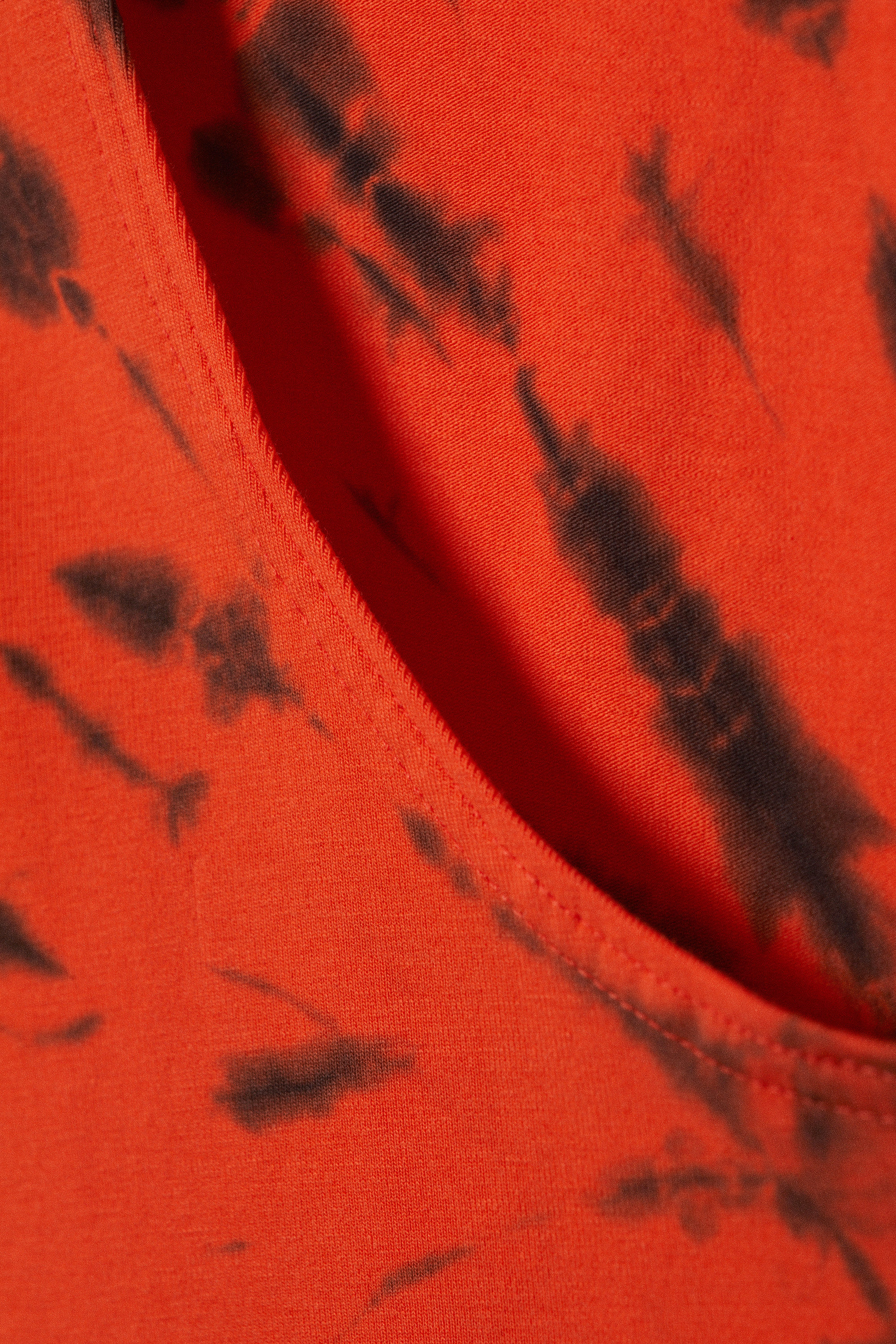 Helloranges Batikmuster - Tanktop mit offenem Rücken und U-Boot-Ausschnitt - 6