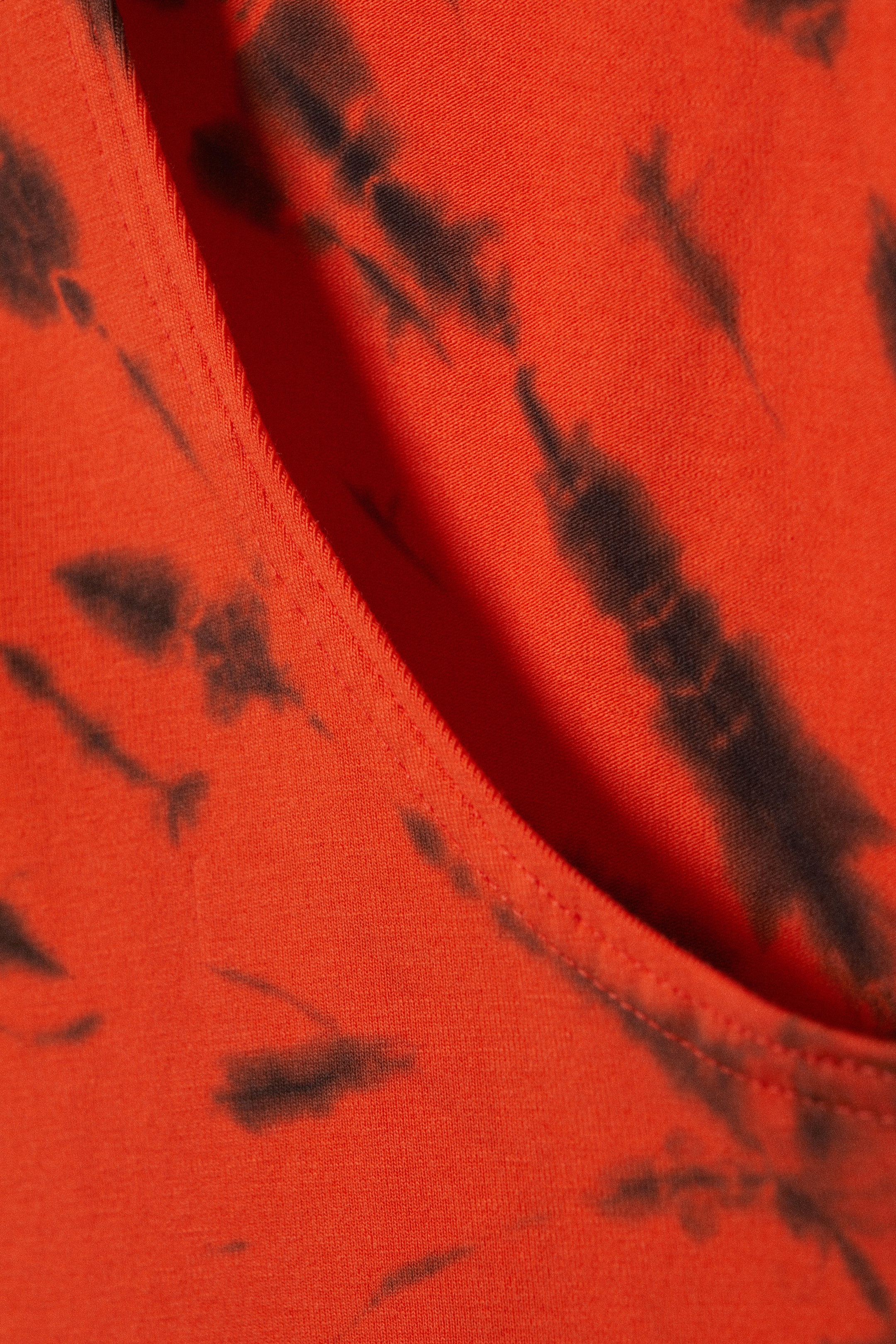 Klargul batik - Linne med öppen rygg och båtringning - 2