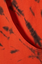 Klargul batik - Linne med öppen rygg och båtringning - 2