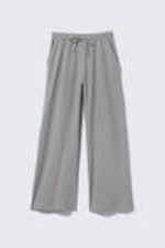 Grau - Locker geschnittene Jerseyhose mit weitem Bein - 3