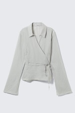 Hellgrau - Strukturiertes Langarm-Wickelhemd - 0