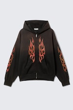 Schwarz - Abgenutzte Flamme - Grafischer Zip-Hoodie mit eckigem Schnitt - 5