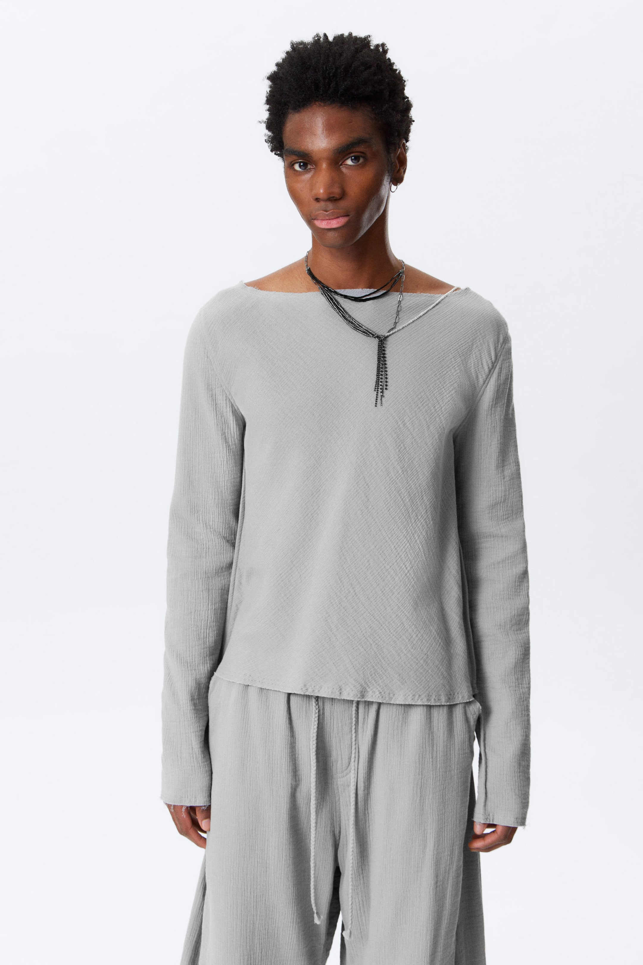 #949597 - Long-Sleeved Raw Edge Boatneck Top - 1