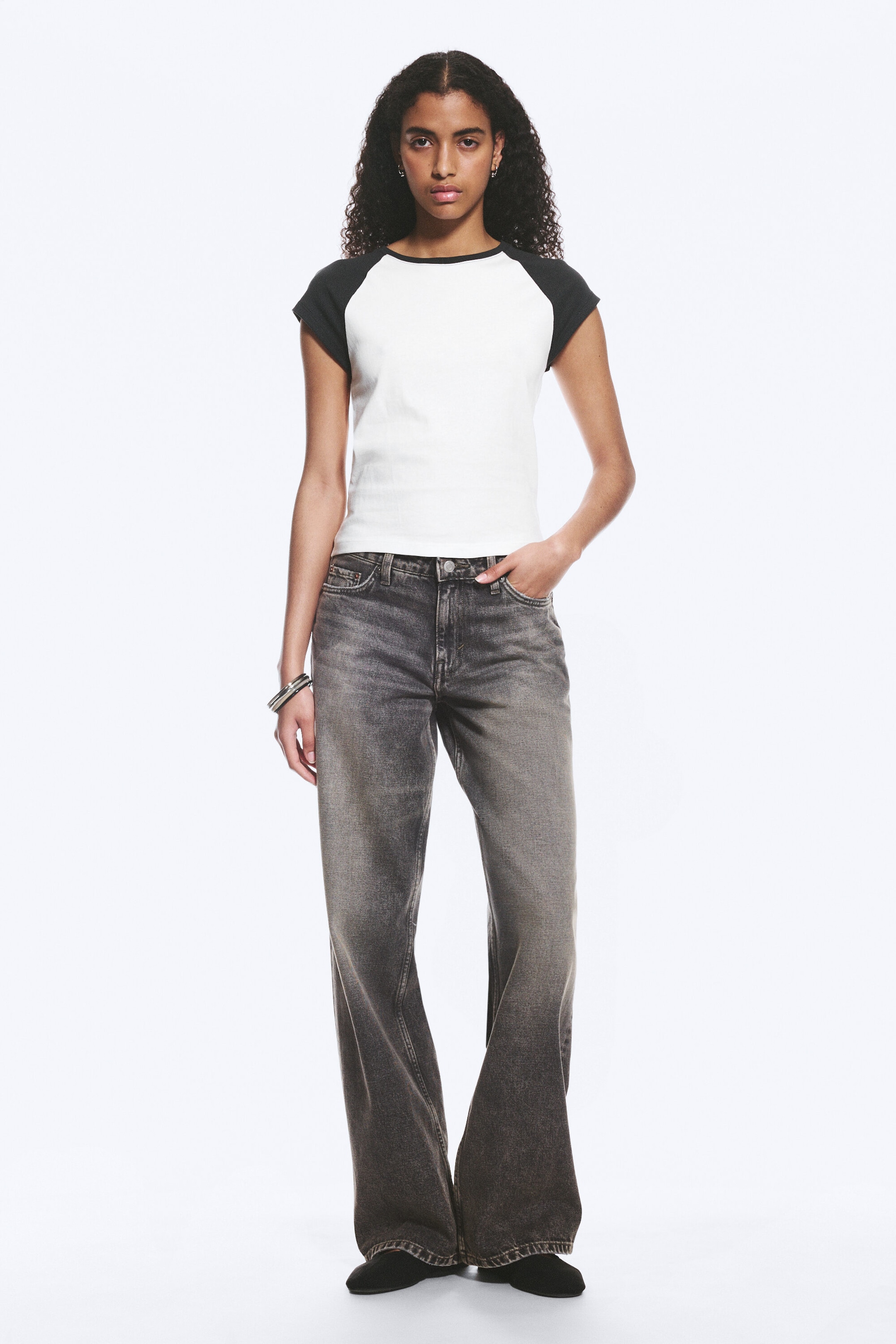 White/Dark Grey - Short-Sleeved Raglan T-shirt - 1