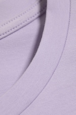 Light Lilac - Eng anliegendes Mini-T-Shirt - 4