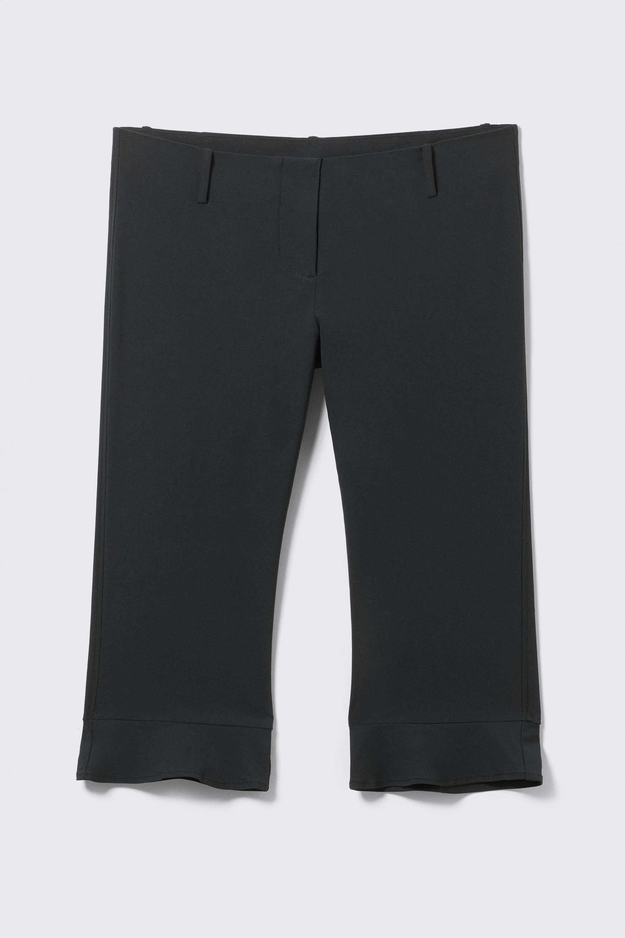 Skräddade capribyxor med låg midja - Svart/Off-white