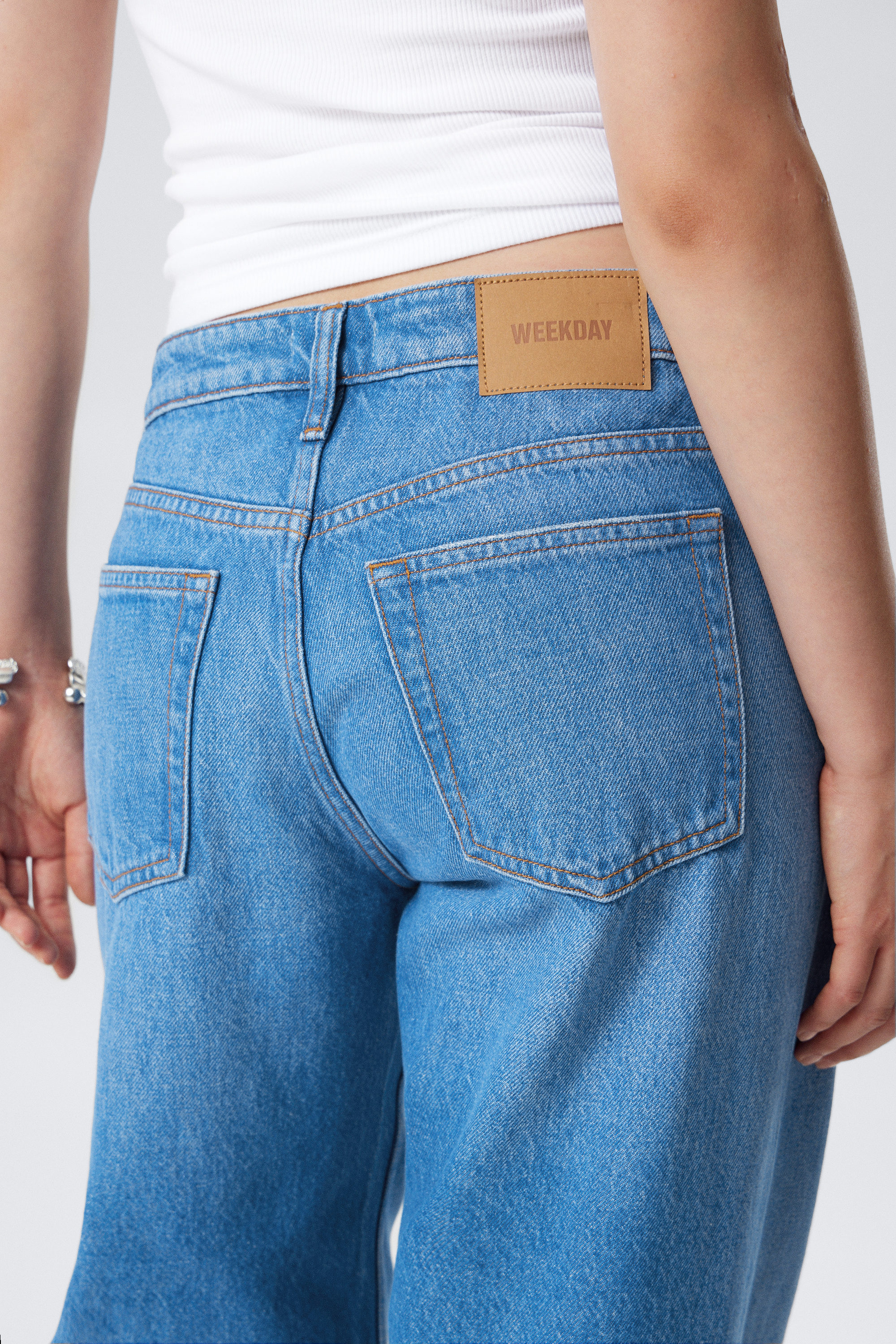 Kallithea Blue - Medium Blue - Imoo Low Rise Loose Wide Leg Jeans - 4