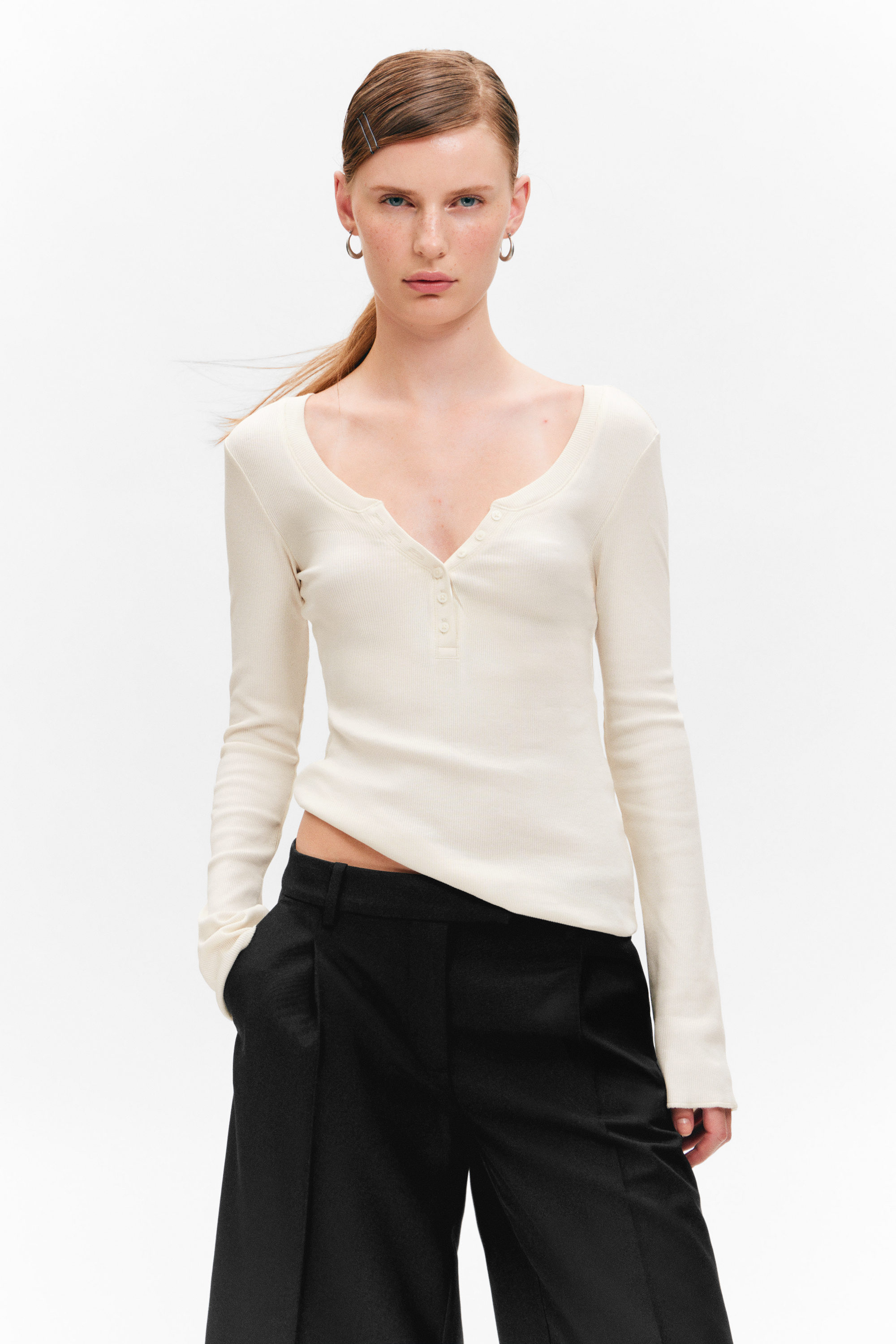 White - Long-Sleeved Fitted V-Neck Top - 2