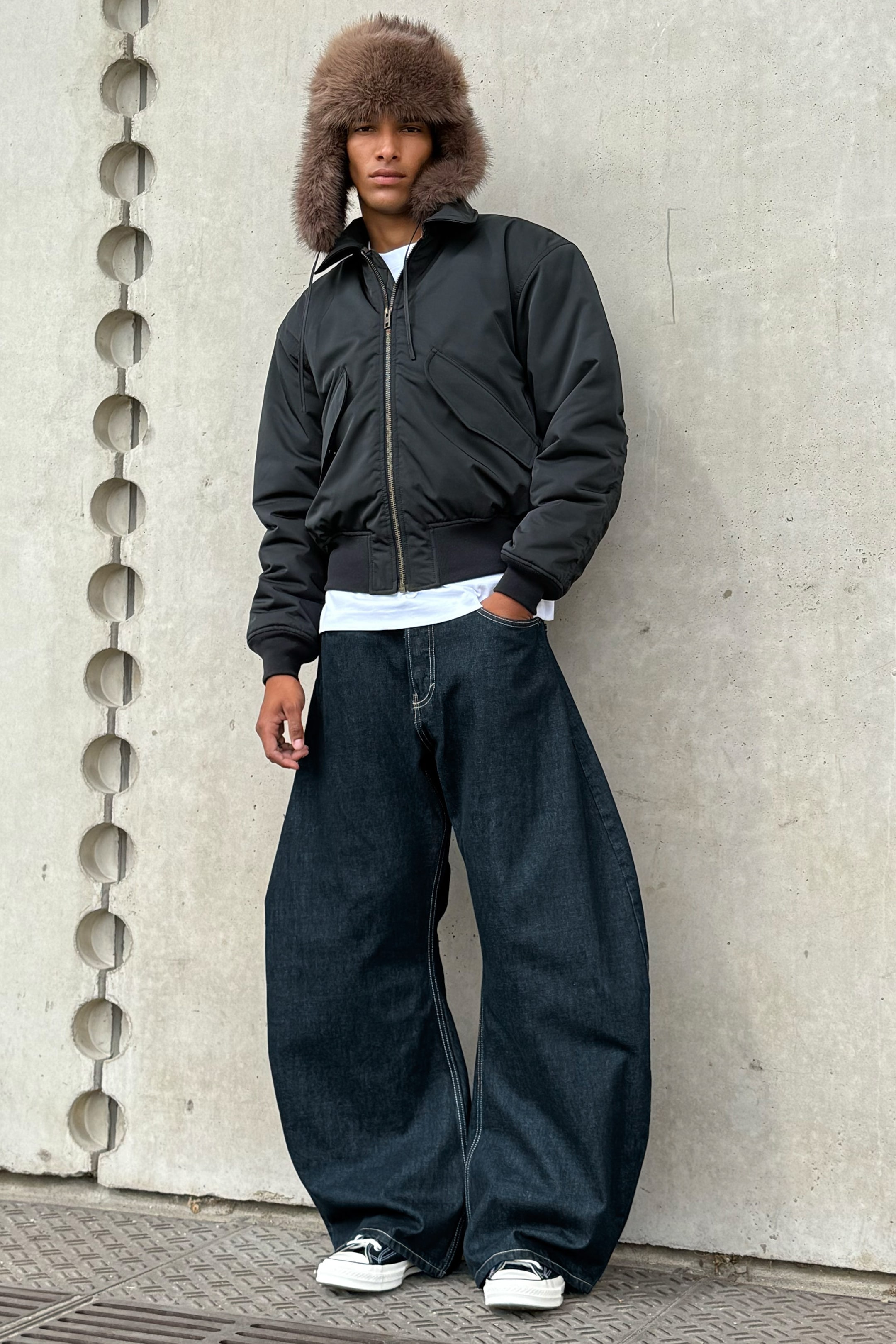 Blue - Solera Loose Barrel Jeans - 1