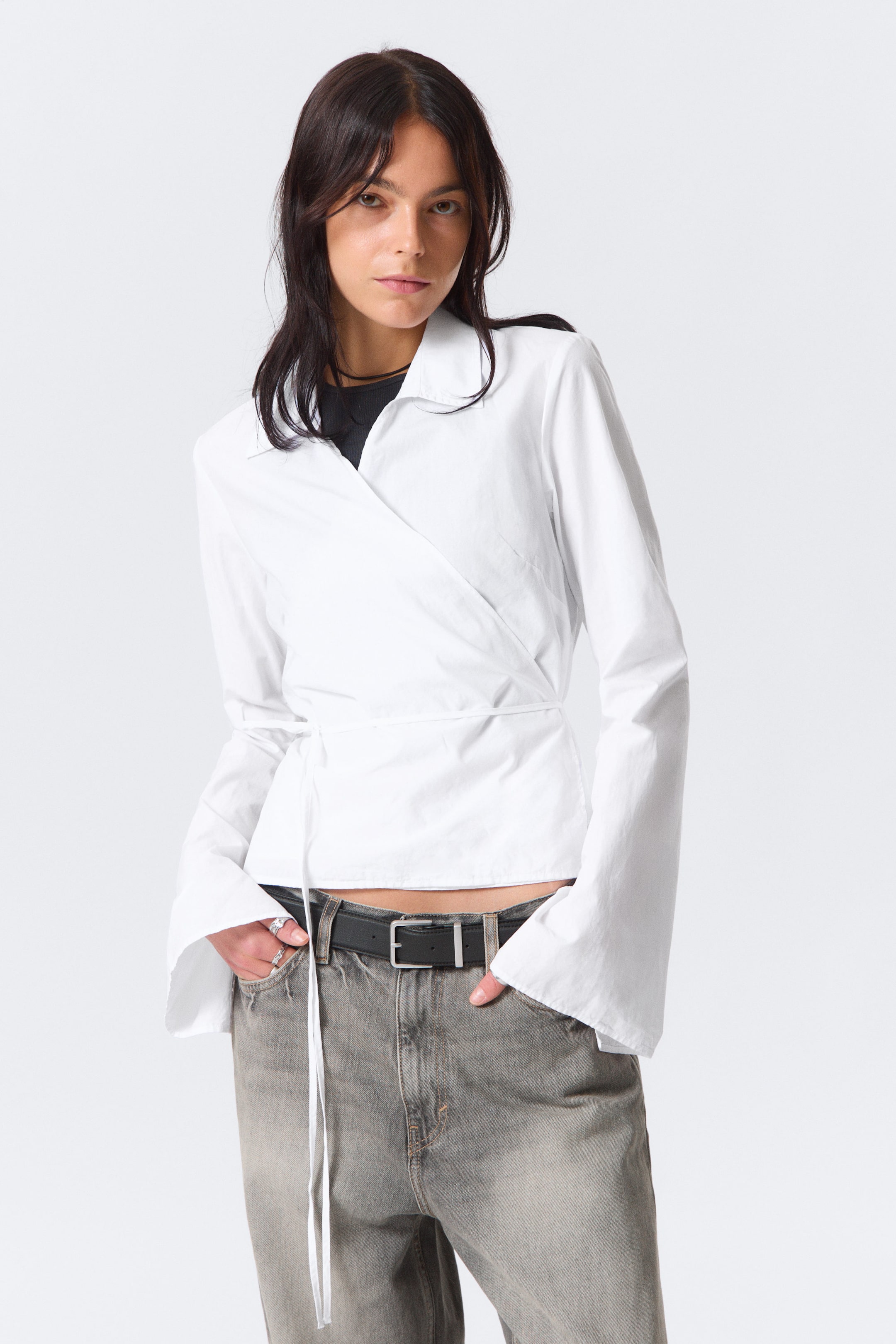 Vit - Långärmad poplinskjorta med omlott - 1