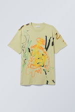 Airbrushed - Oversized Graphic Printed T-shirt - 0