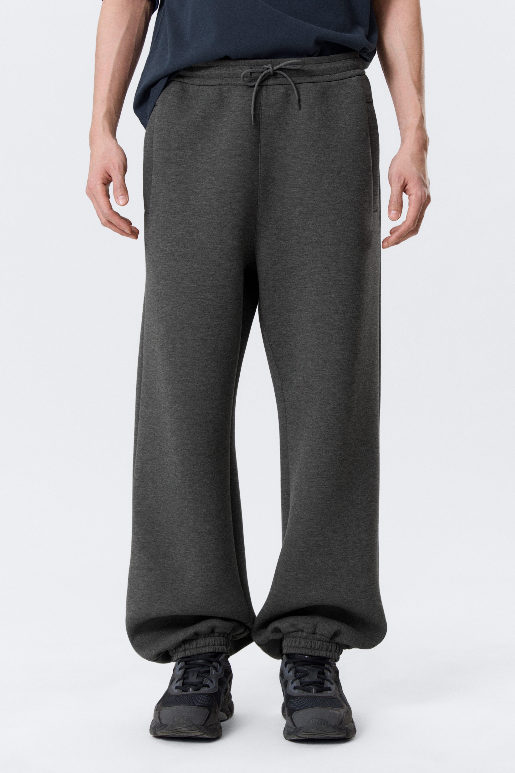 Dark Grey - Simon Scuba Sweatpants - 2