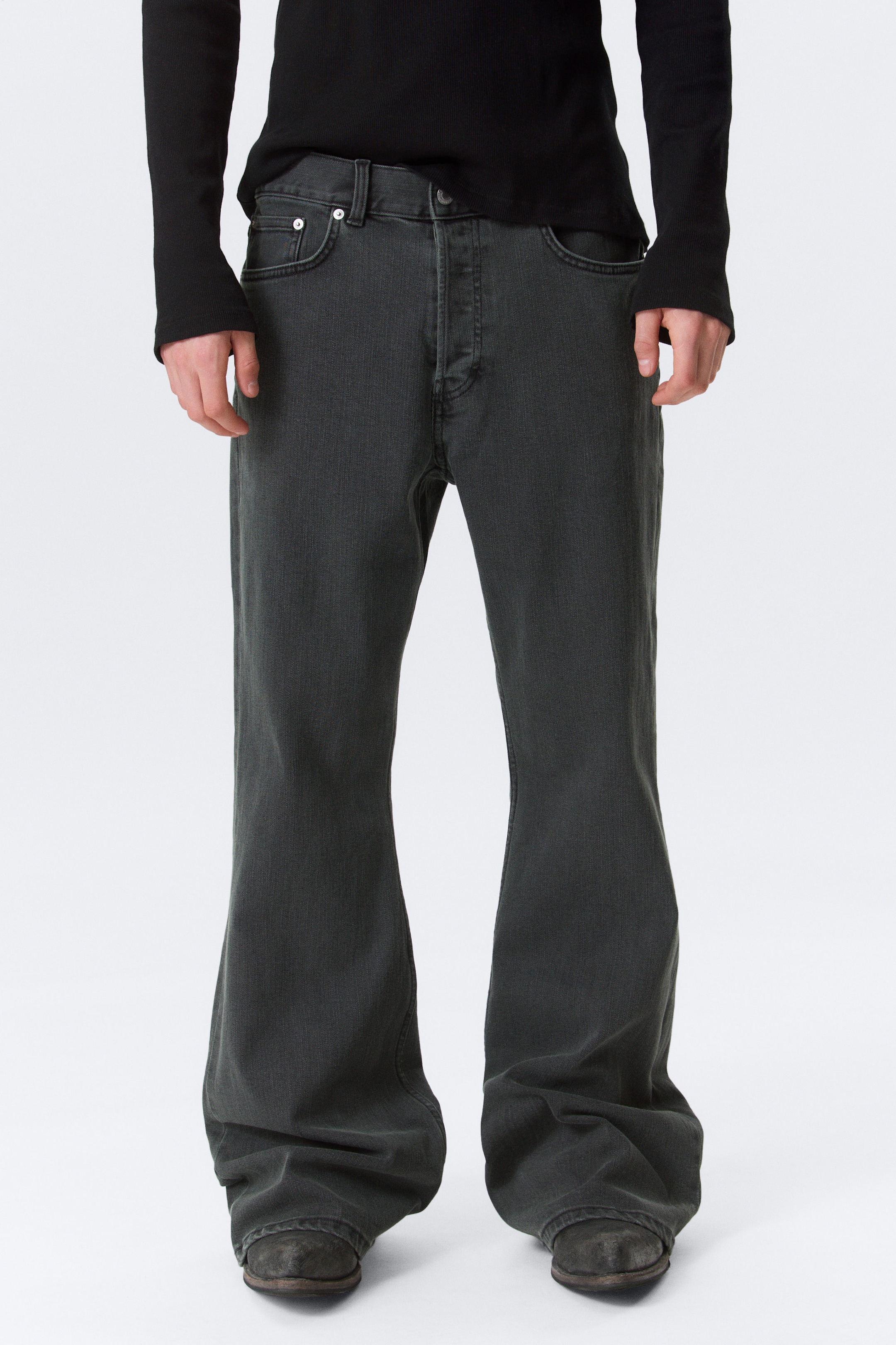 Elegie Black - Black - Mid Rise Regular Bootcut Leg Jeans - 2