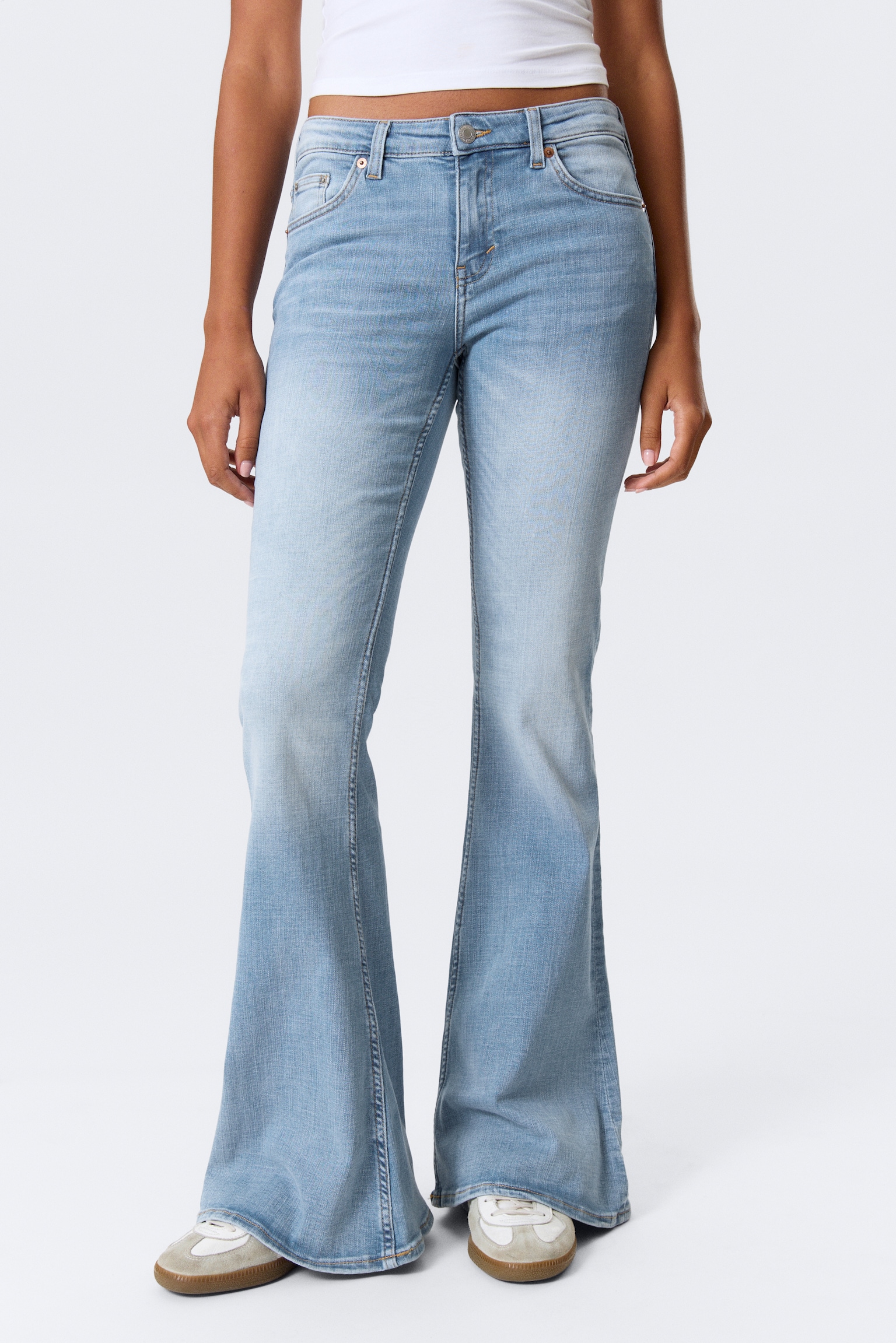 Katsumi Low Rise Slim Flared Leg Jeans - Climb Blue - Light Blue/Peak Blue - Medium Blue/Desert Blue - Dark Blue/Board Blue - Medium Blue - 7
