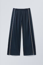 Dunkelblau - Oversized Sport-Trainingshose - 0