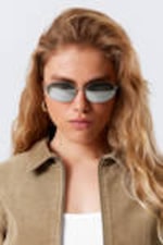 Silver - Grey Lenses - Minimal Oval Metal Frame Unisex Sunglasses - 0