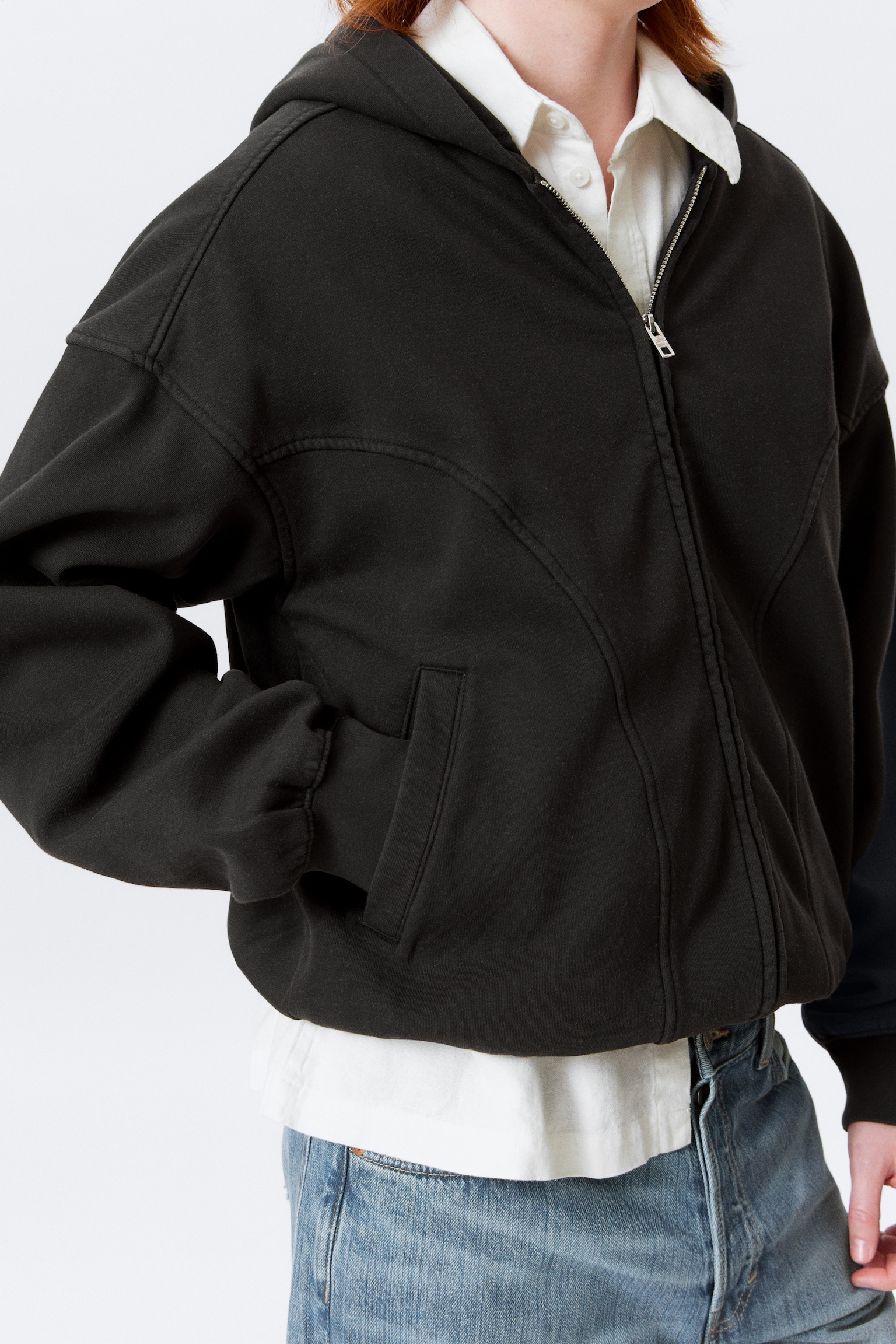 Runder Oversized-Hoodie mit Reißverschluss - Schwarz - 5