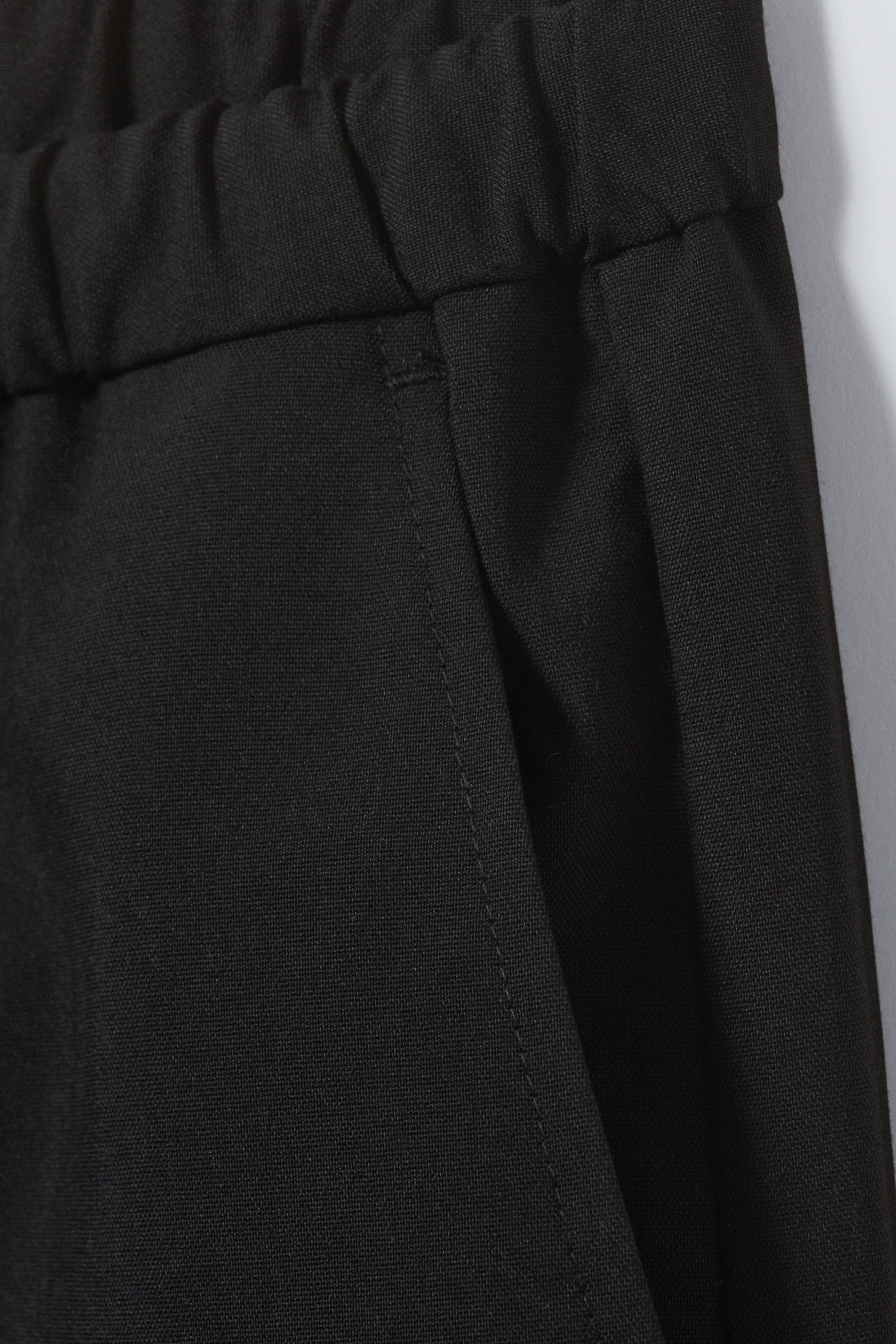 Black - Axel Relaxed Suit Trousers - 1
