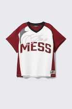 Dunkelrot & Weiß - I'M A MESS - CM x LB Unisex-Fußball-T-Shirt - 0