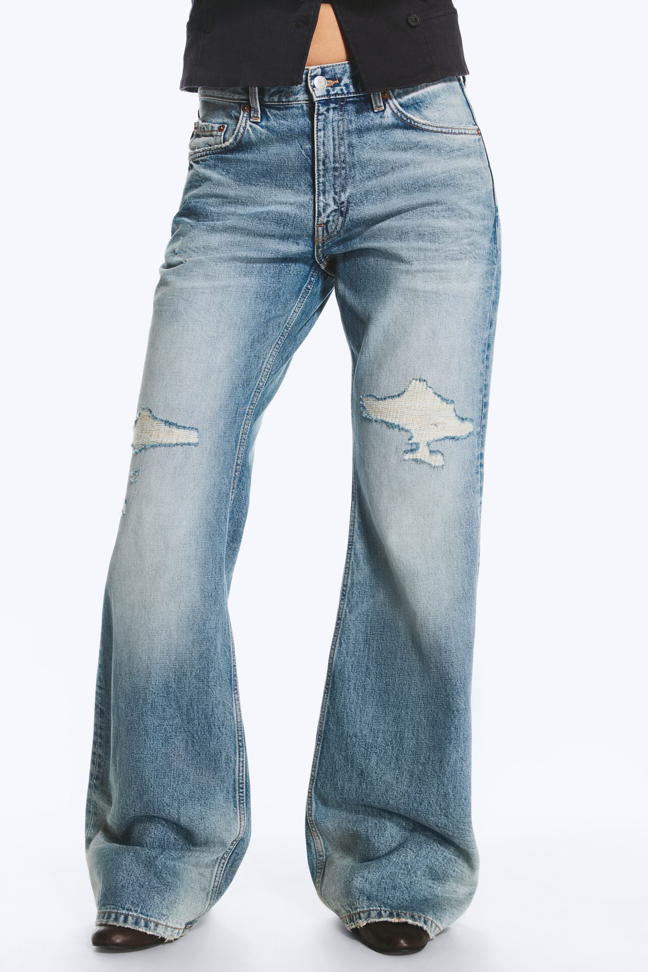 Sky Worn - Mittelblau - Helix Low Waist Regular Flared Jeans - 2