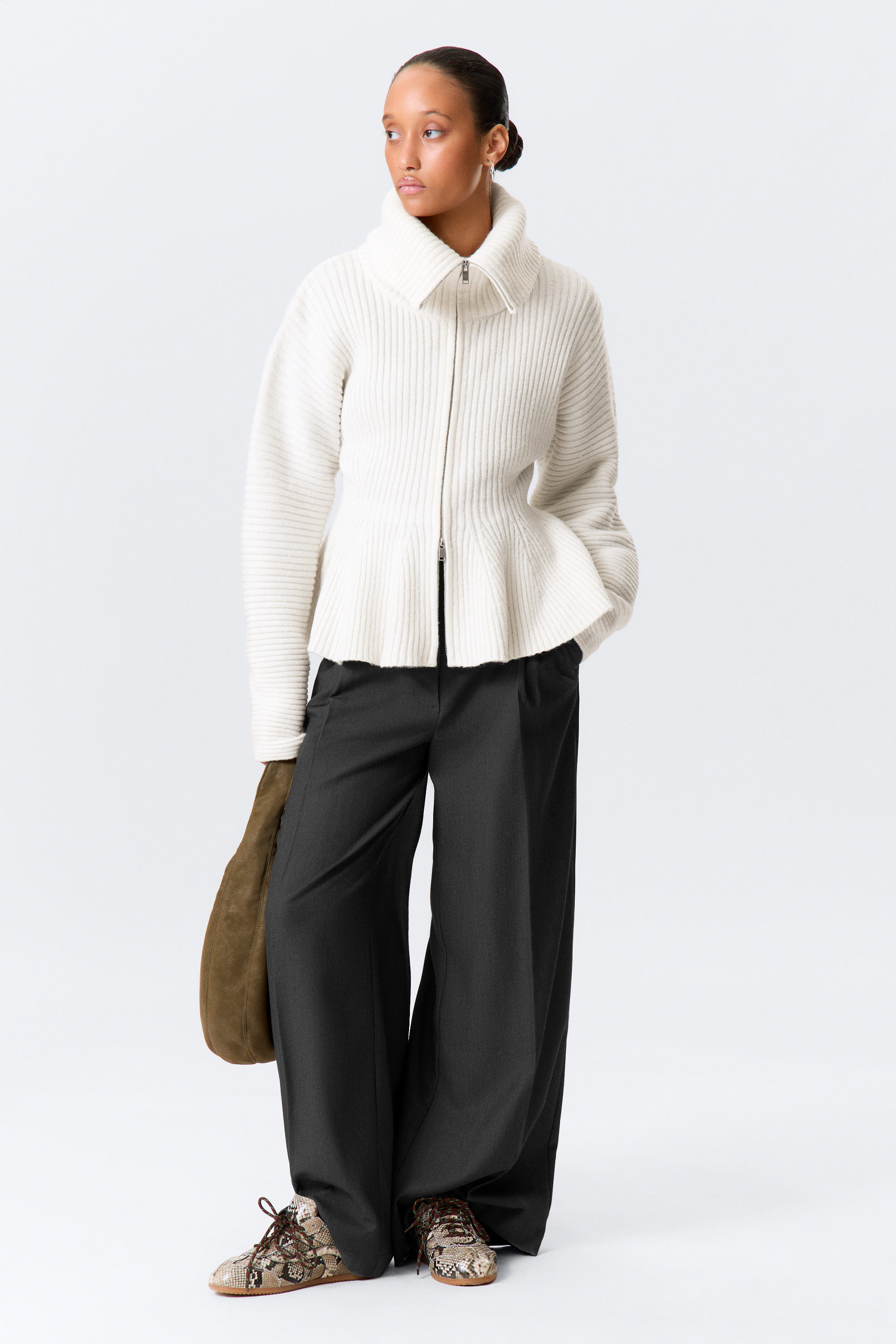 Vit - Ribbstickad Peplum Zip tröja - 2