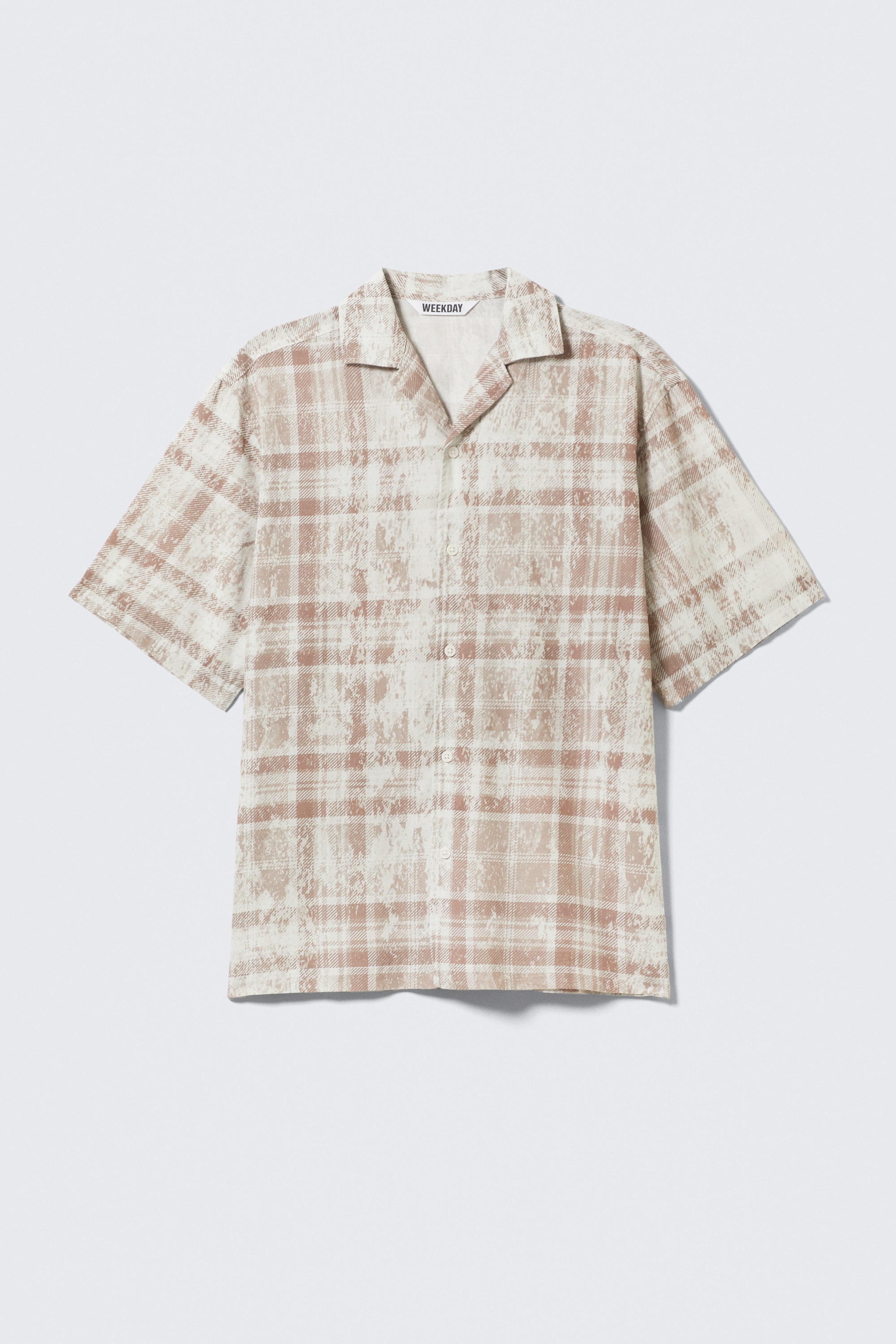 Rutete beige med slitte detaljer - Avslappet resortskjorte med grafisk trykk og korte ermer - 1