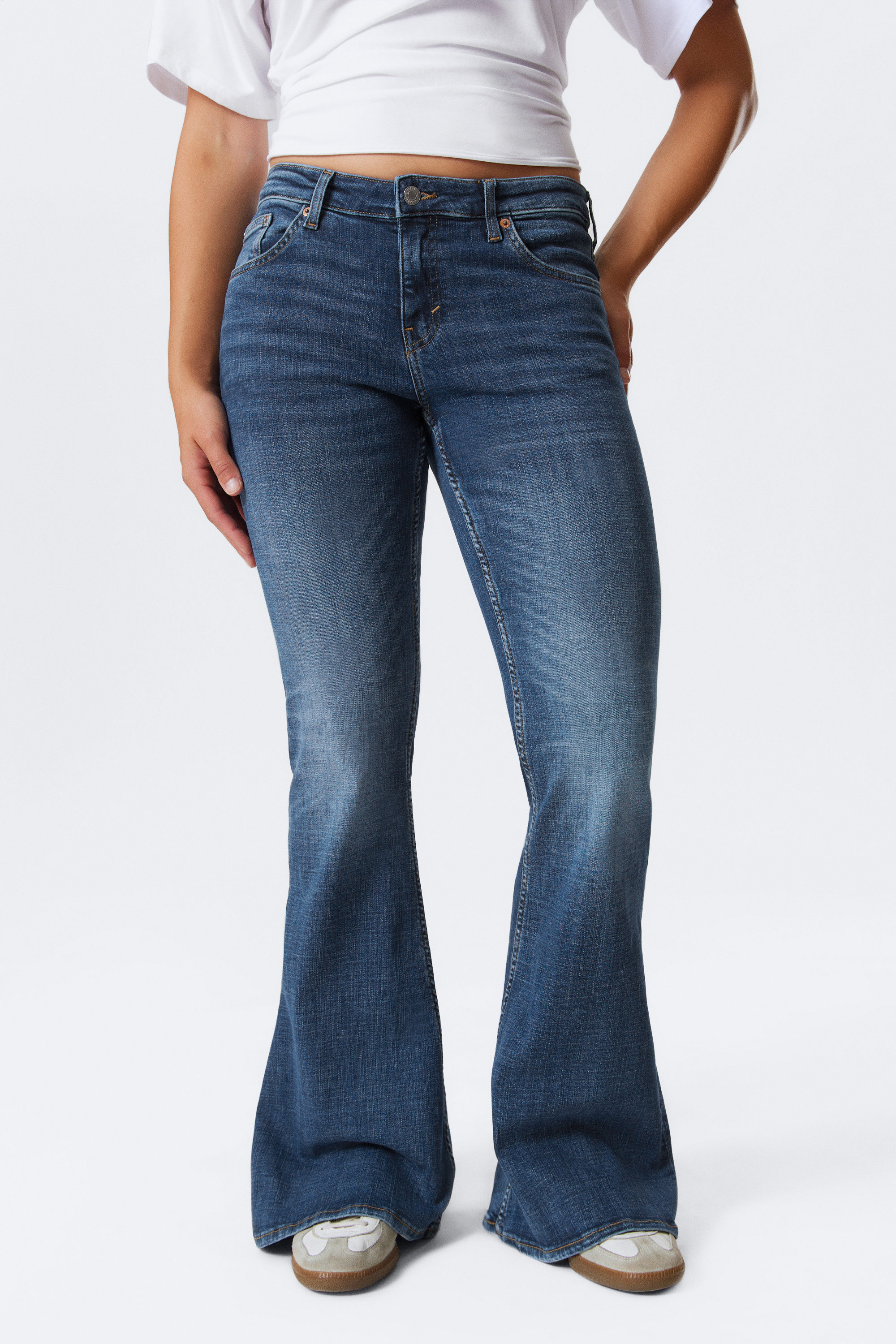 Peak Blue - Medium Blue - Katsumi Low Rise Slim Flared Leg Jeans - 2